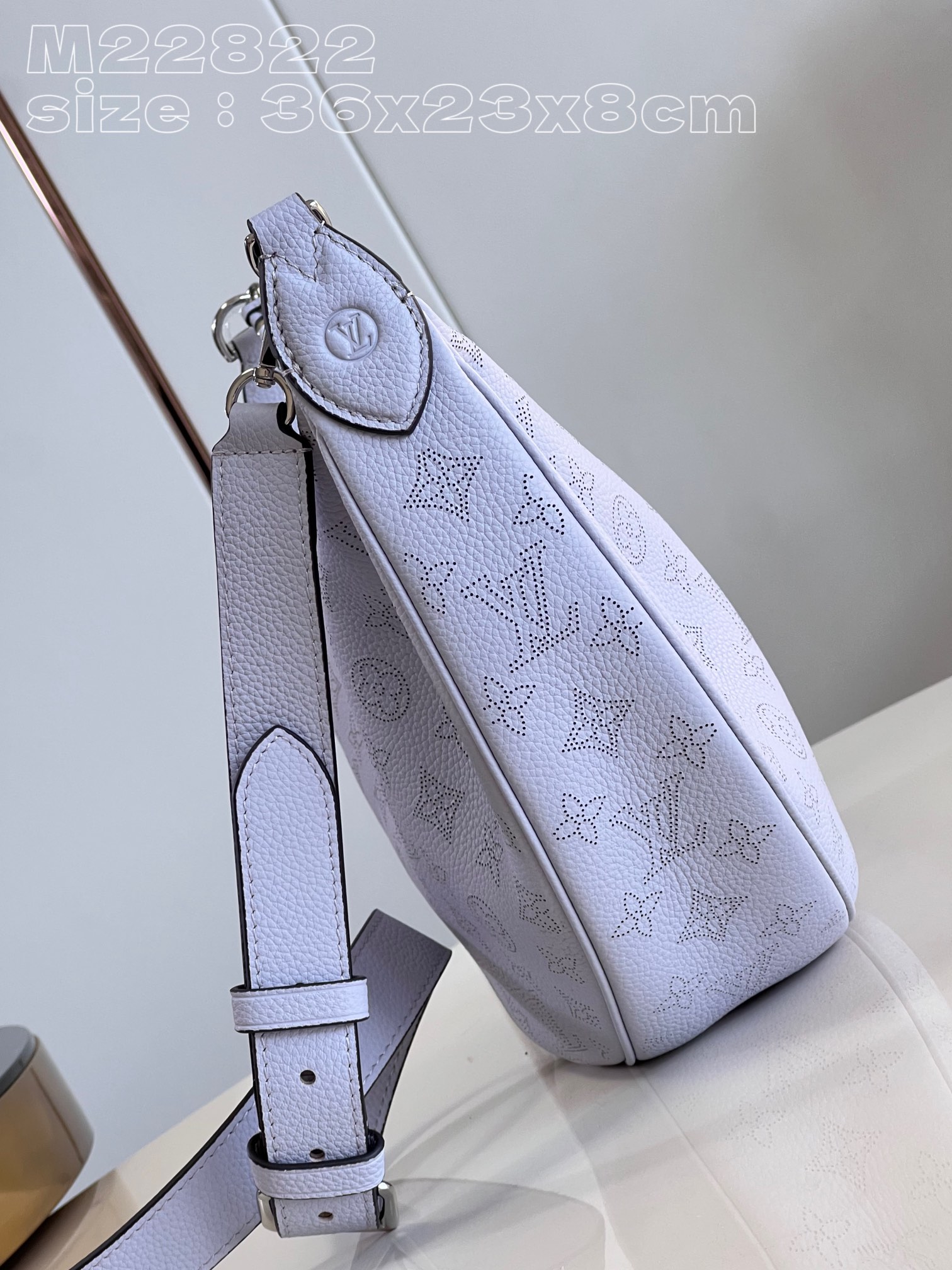 l**is V*t*n baia medium handbag