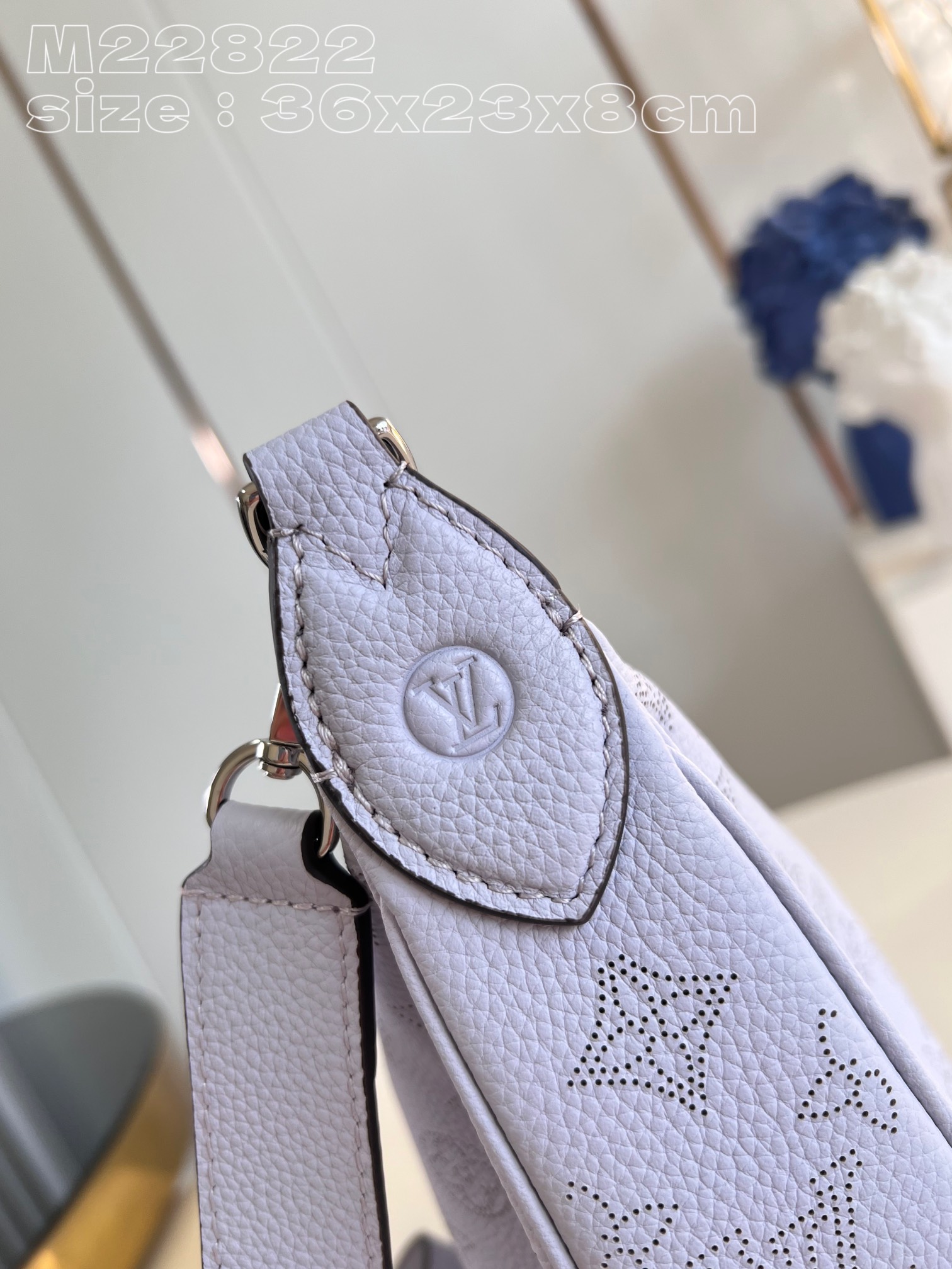 l**is V*t*n baia medium handbag