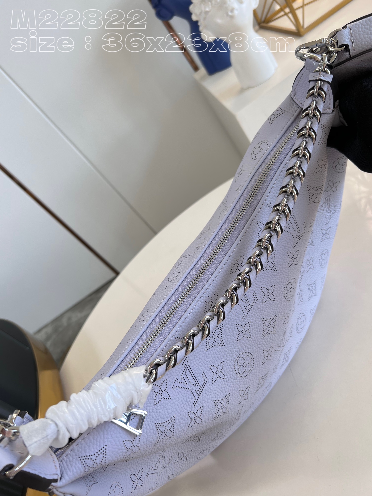 l**is V*t*n baia medium handbag