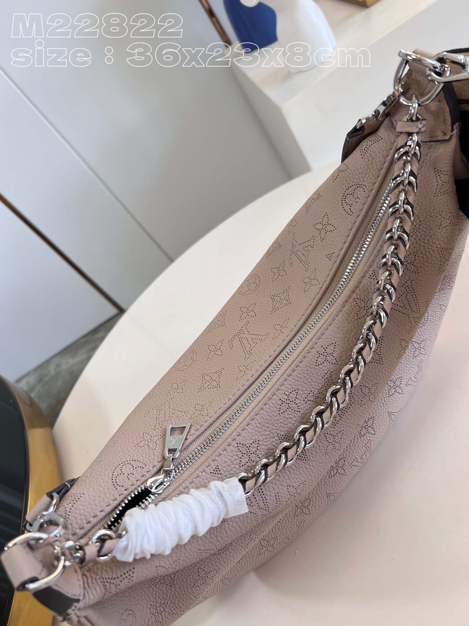 l**is V*t*n baia medium handbag