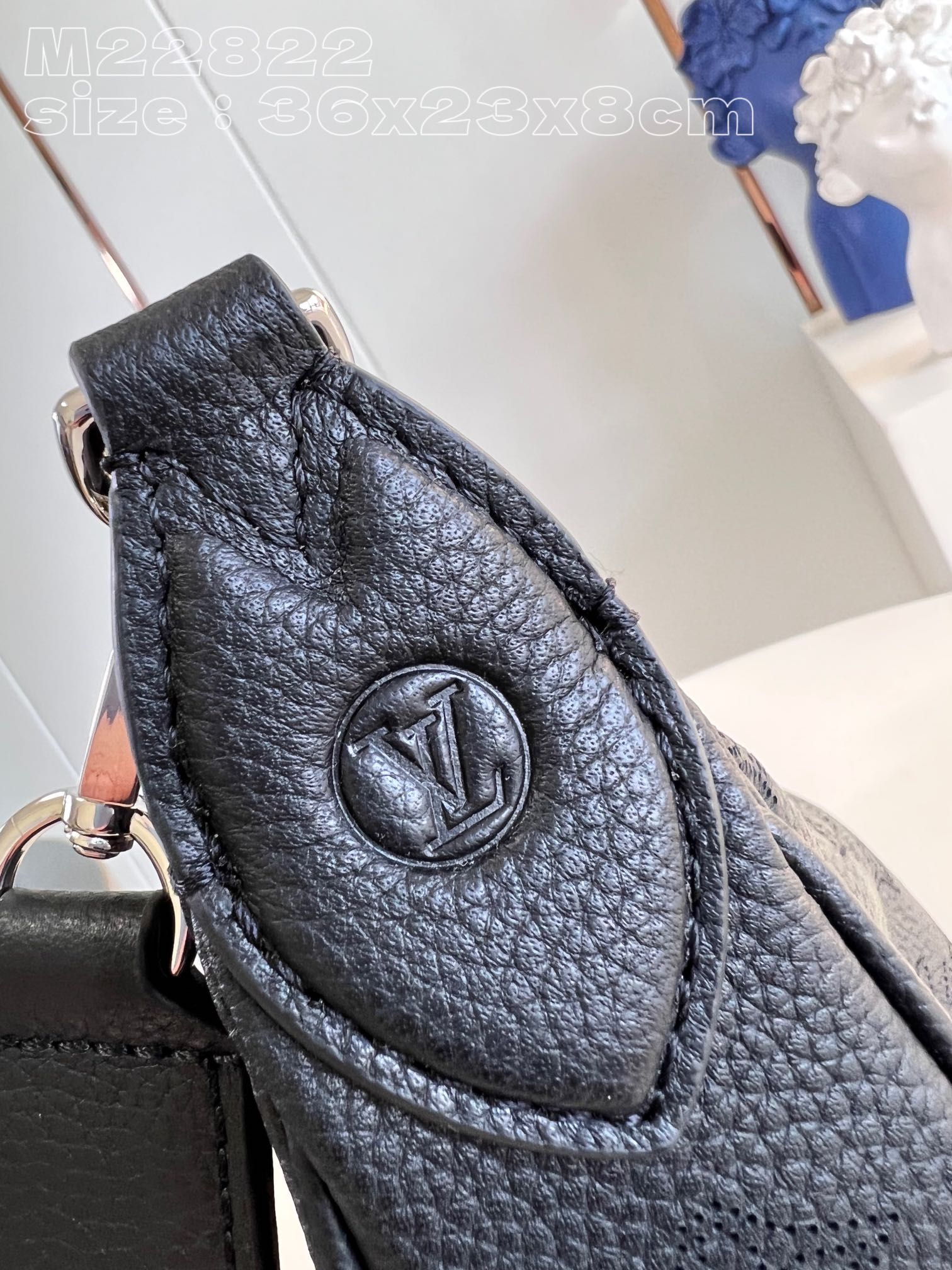 l**is V*t*n baia medium handbag