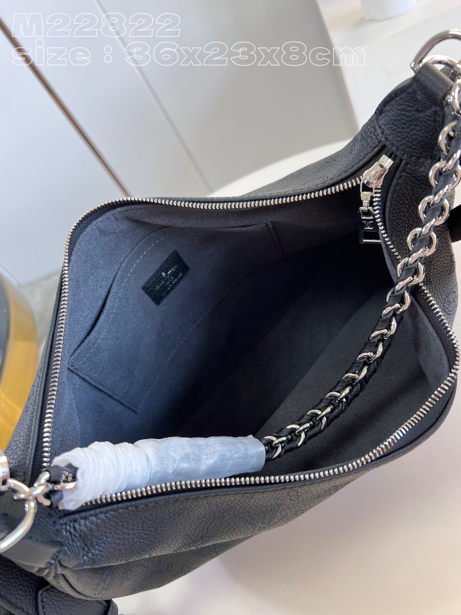 l**is V*t*n baia medium handbag