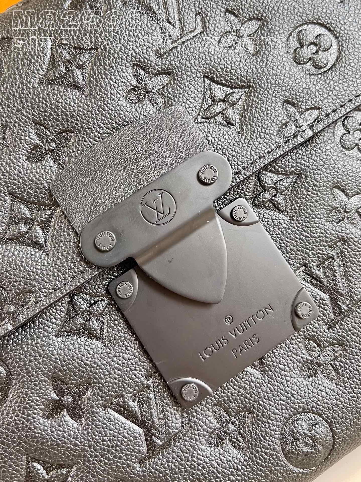 l**is V*t*n pochette s-lock