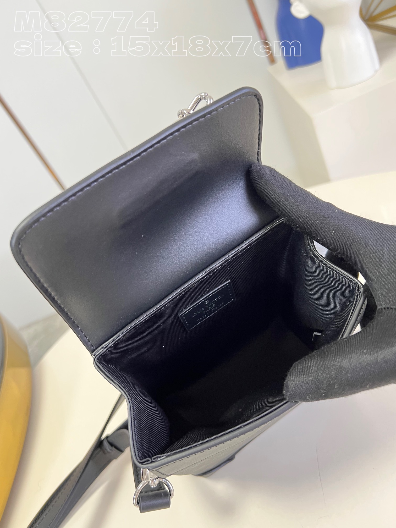 l**is V*t*n nano steamer bag