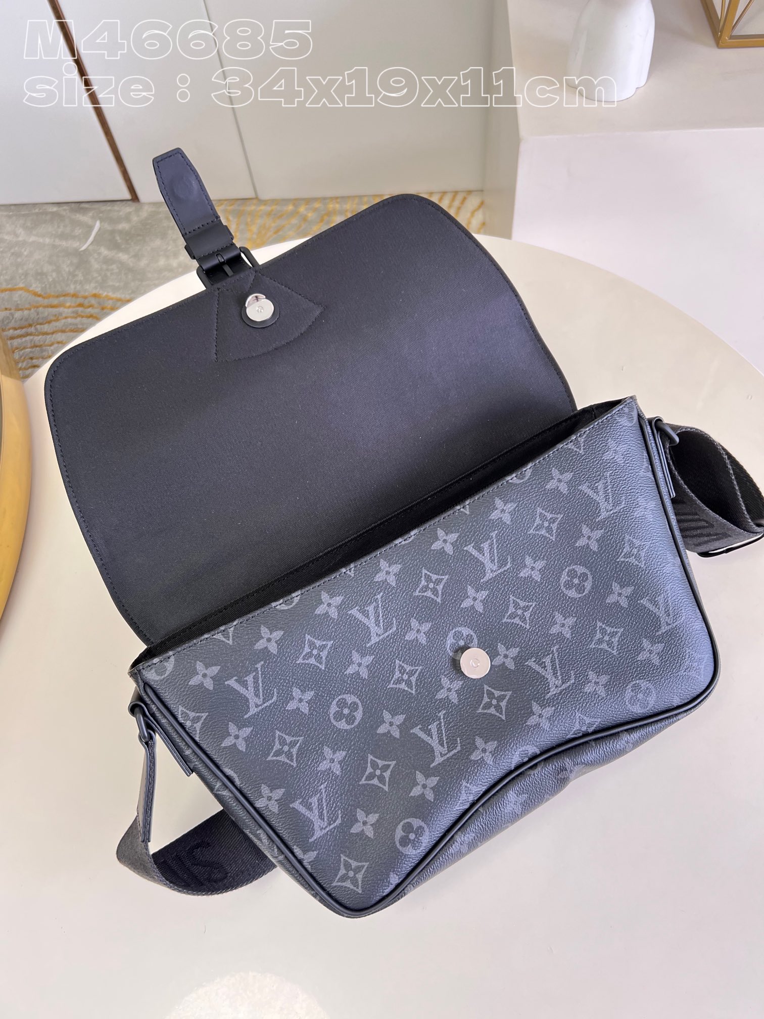 l**is V*t*n montsouris bag