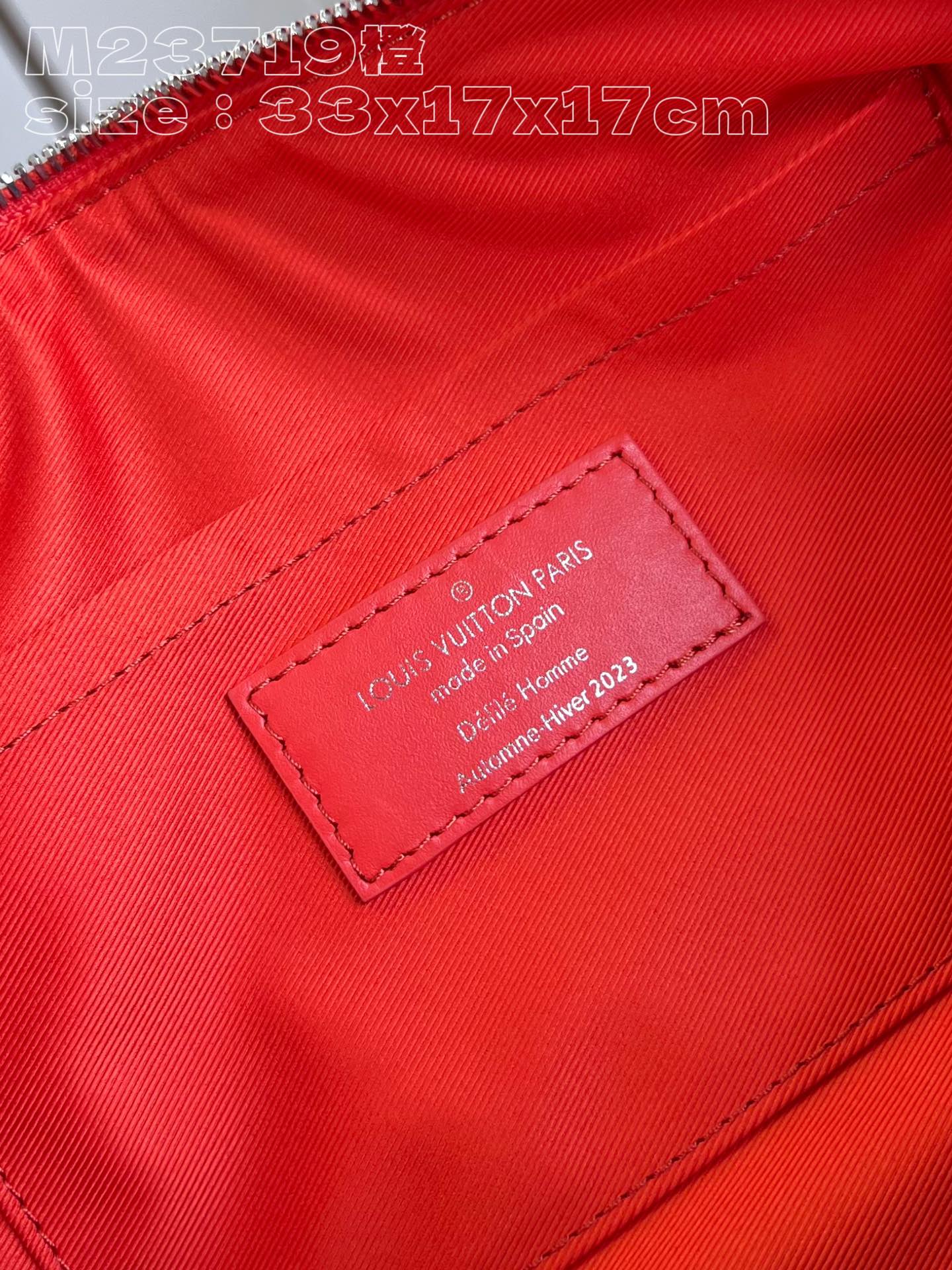 l**is V*t*n soft polochon mm bag