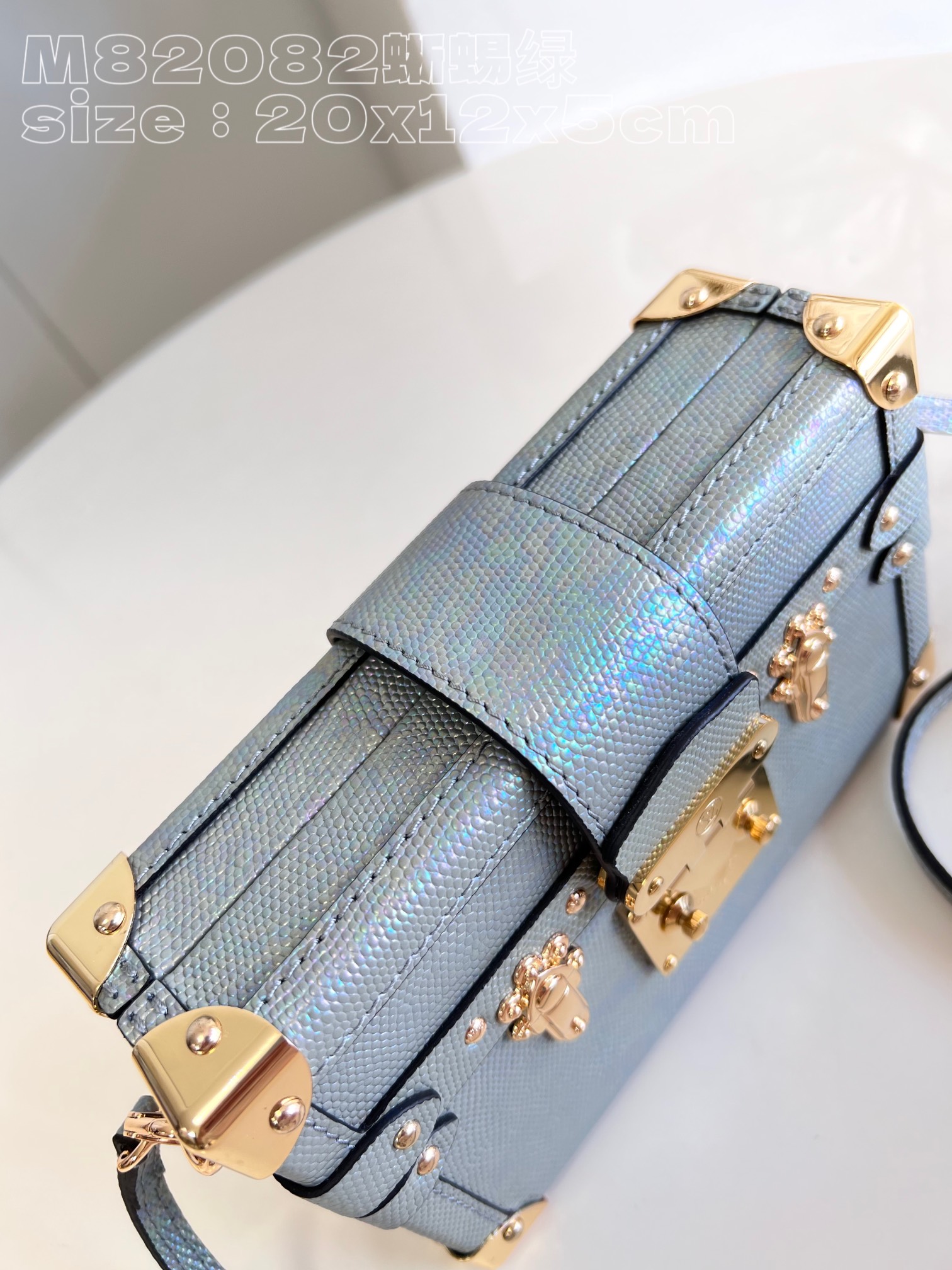 l**is V*t*n petit malle handbag