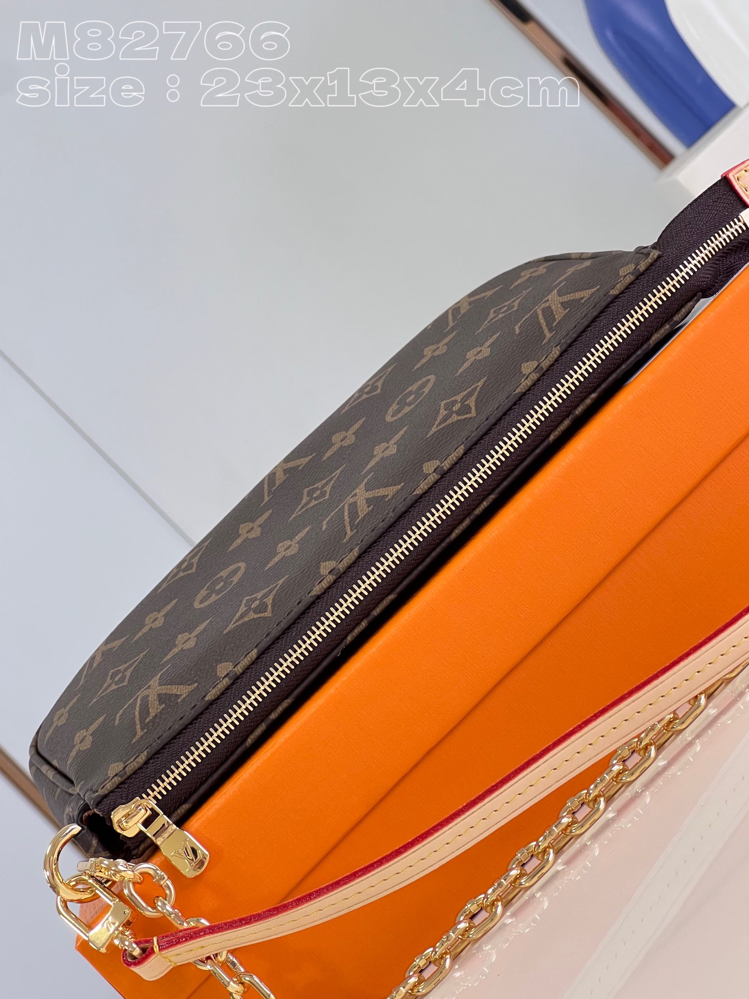l**is V*t*n pochette accessoires