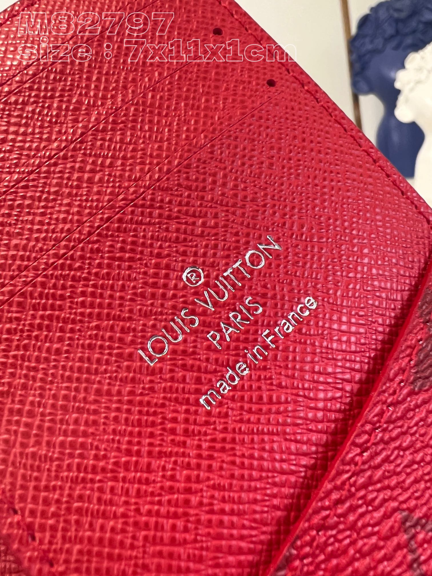 l**is V*t*n pocket organizer