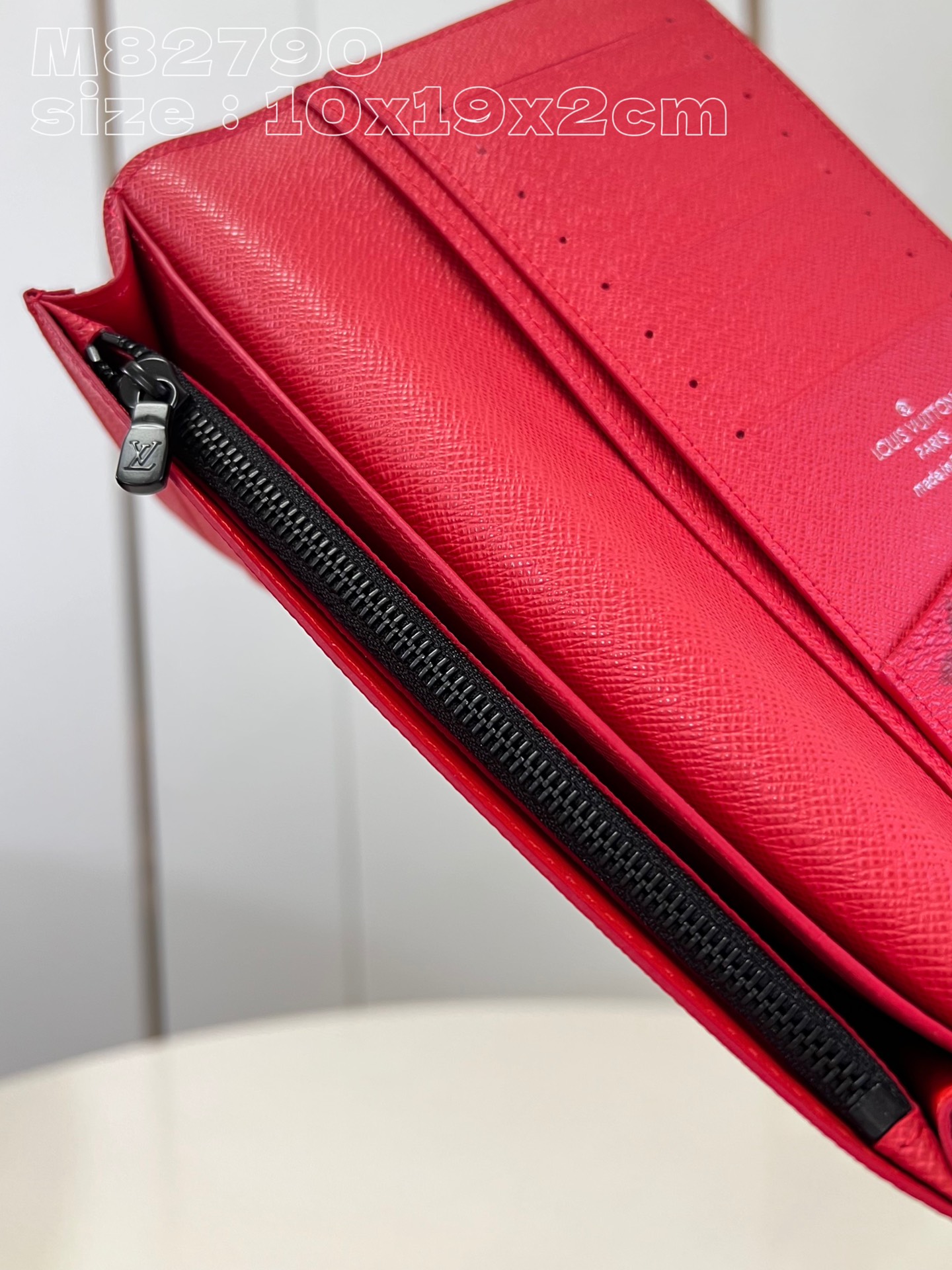L**is vuitto wallet