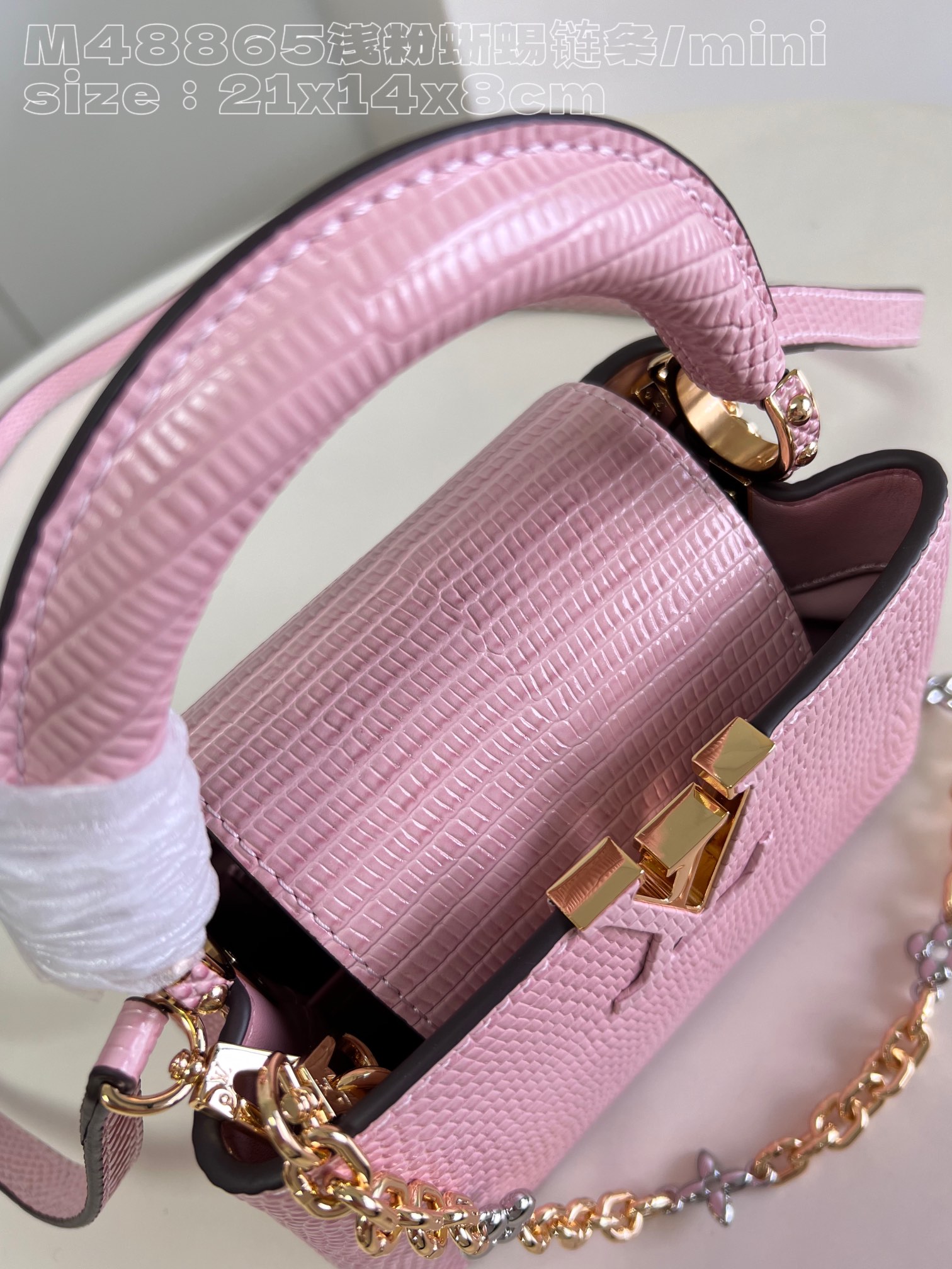 l**is V*t*n capucines mini handbag