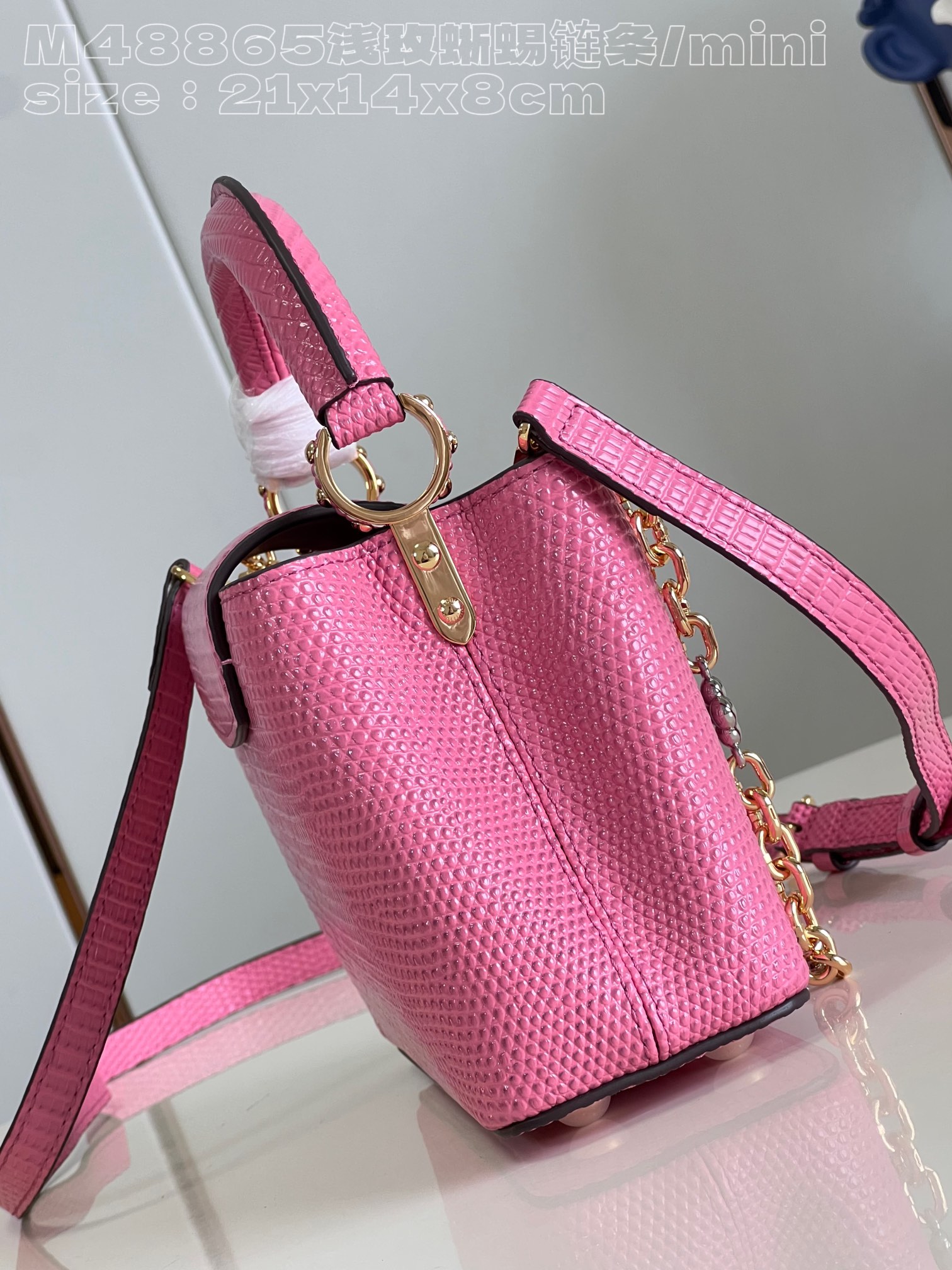 l**is V*t*n capucines mini handbag