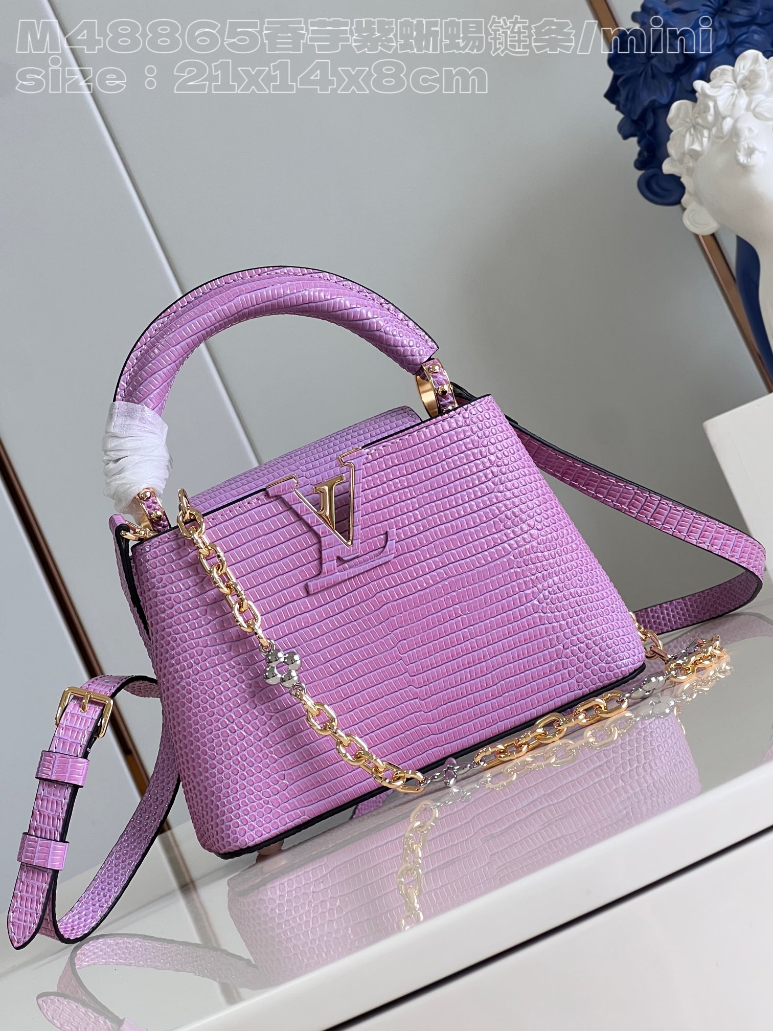 l**is V*t*n capucines mini handbag