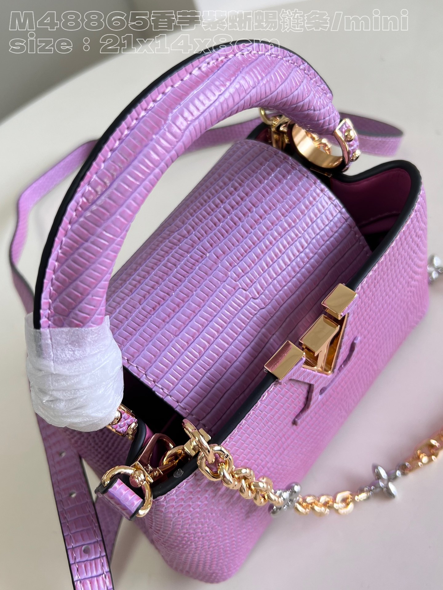 l**is V*t*n capucines mini handbag