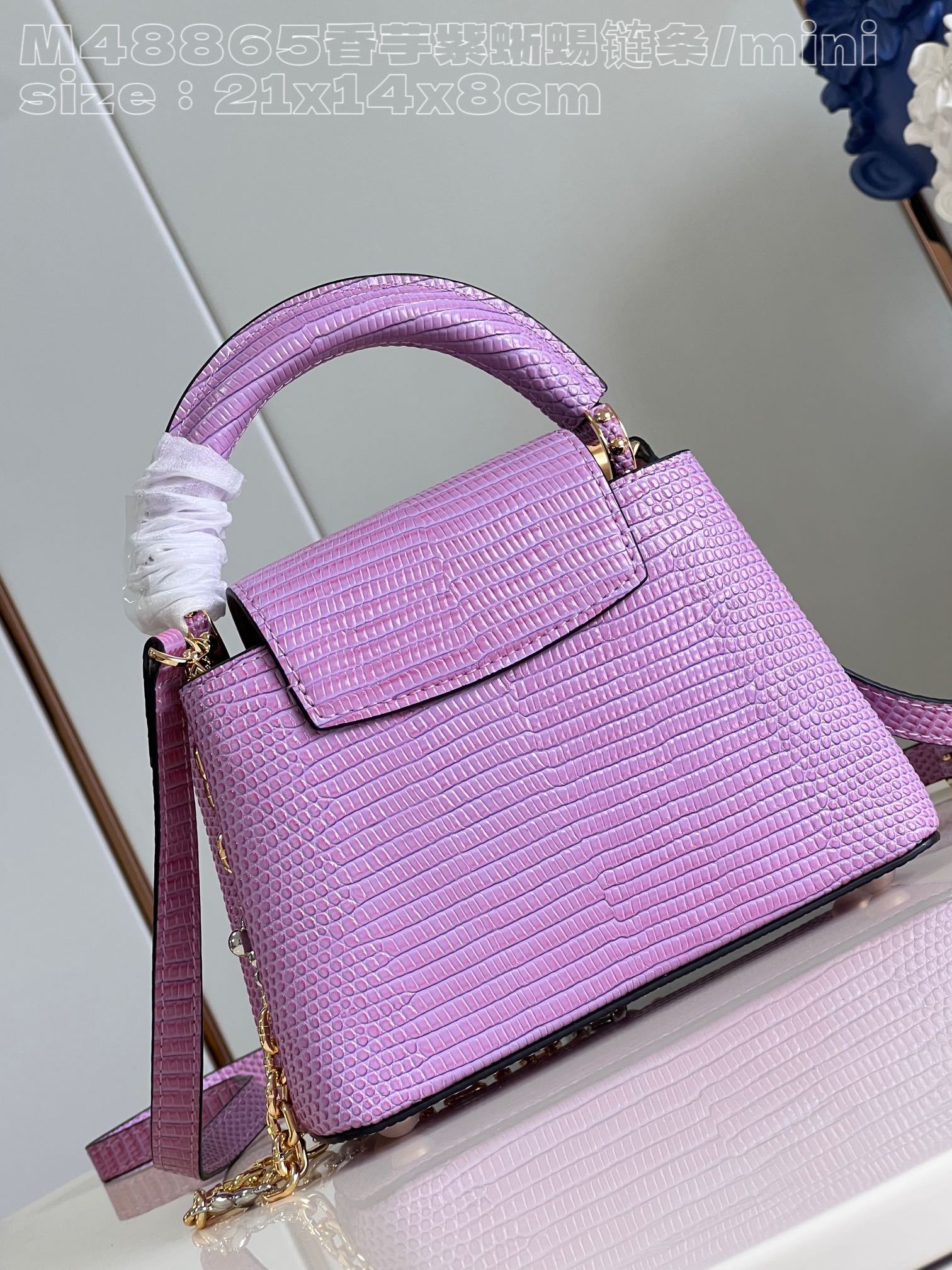 l**is V*t*n capucines mini handbag