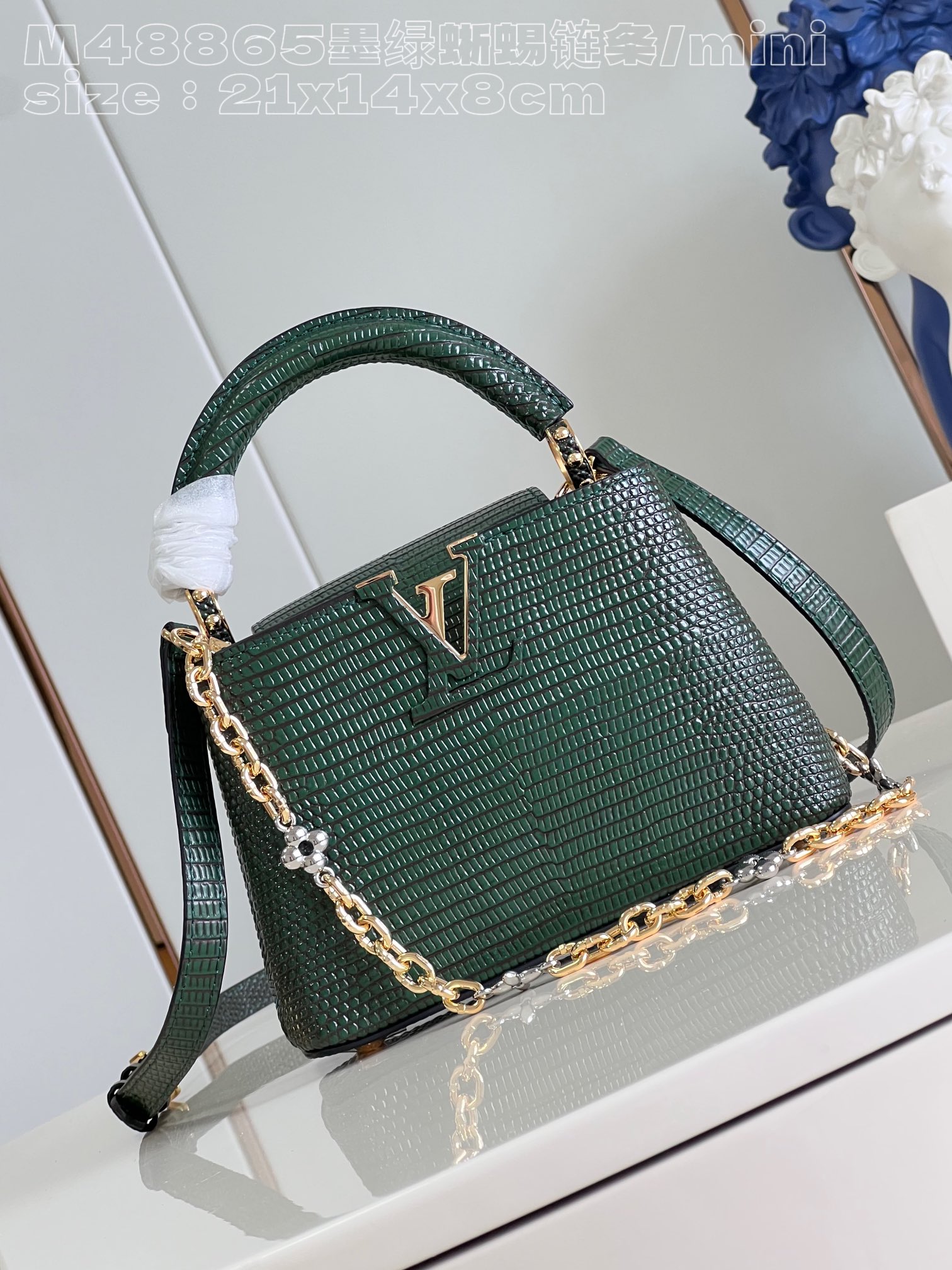 l**is V*t*n capucines mini handbag