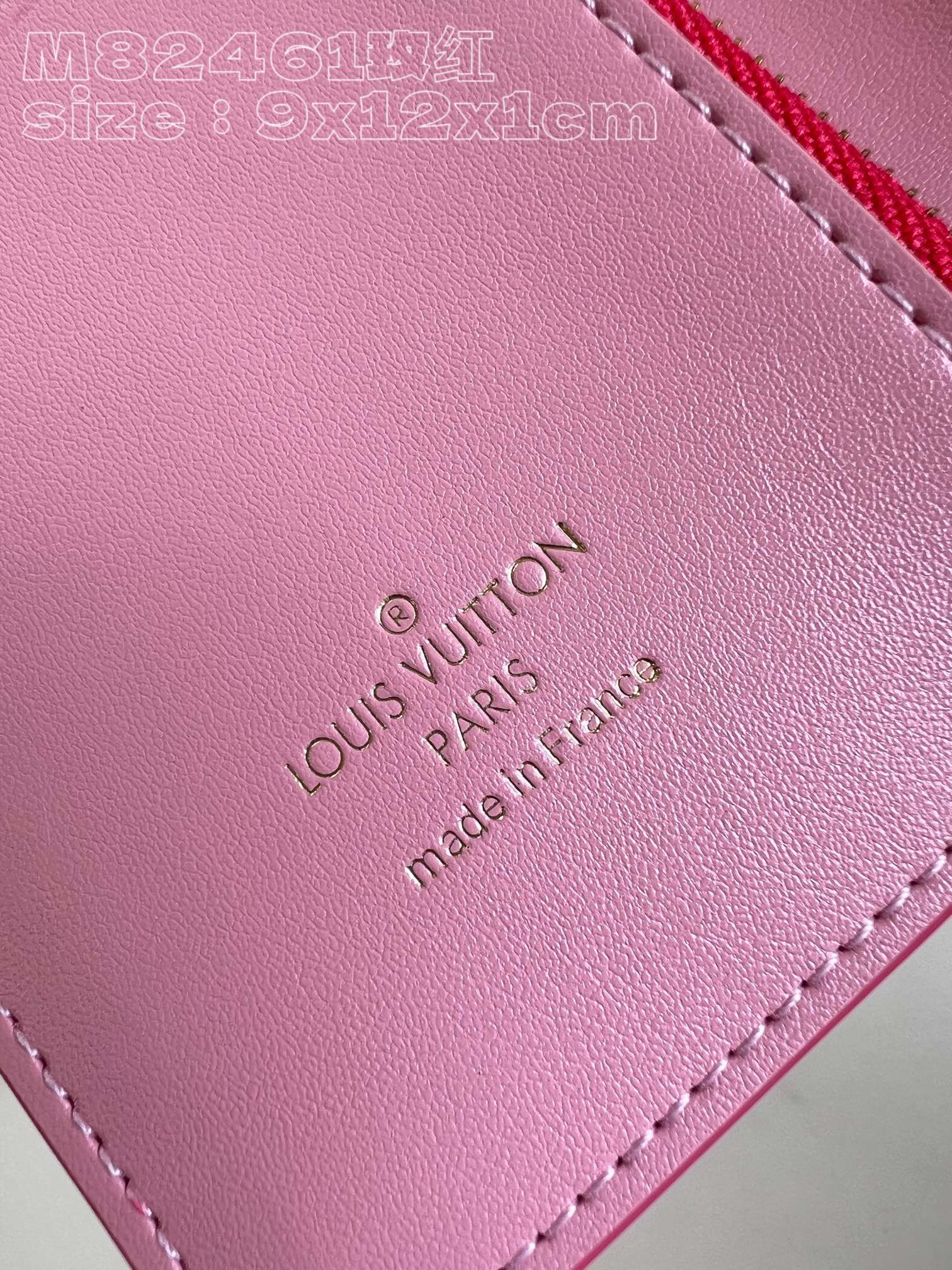 l**is V*t*n vertical compact wallet