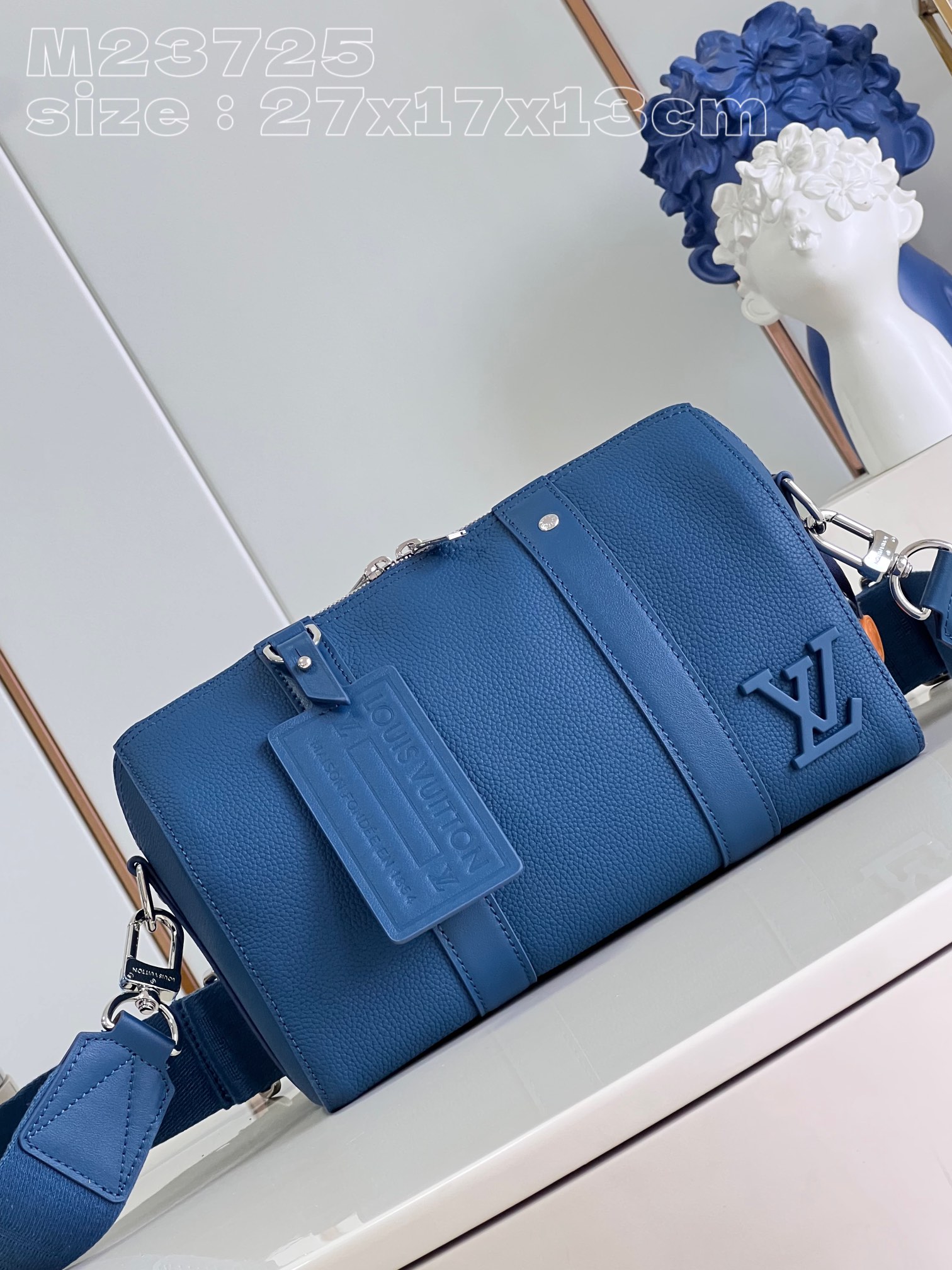 l**is V*t*n city keepall