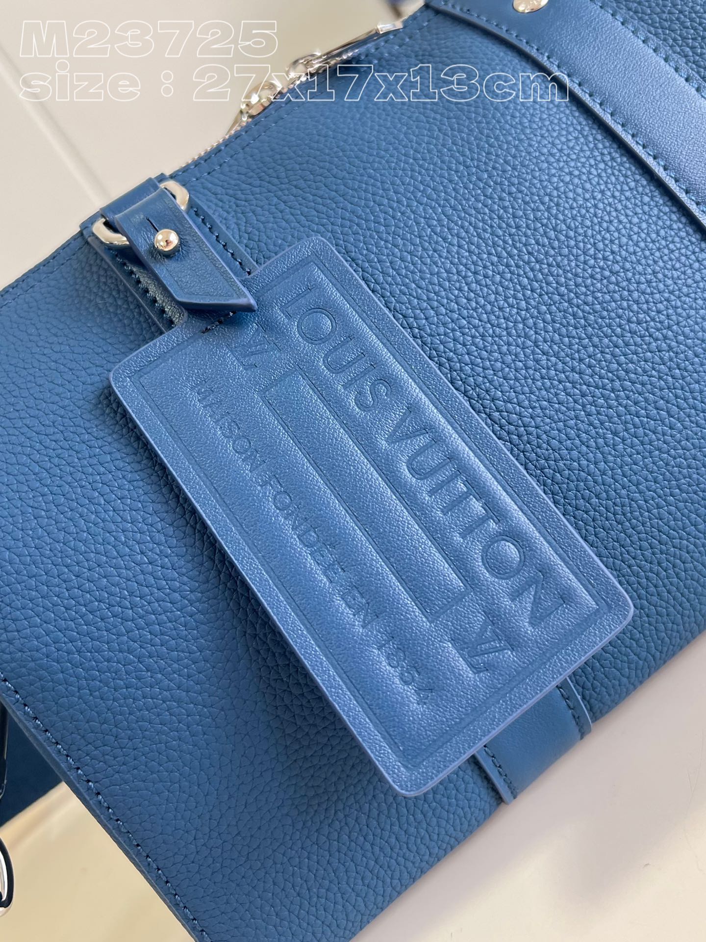 l**is V*t*n city keepall
