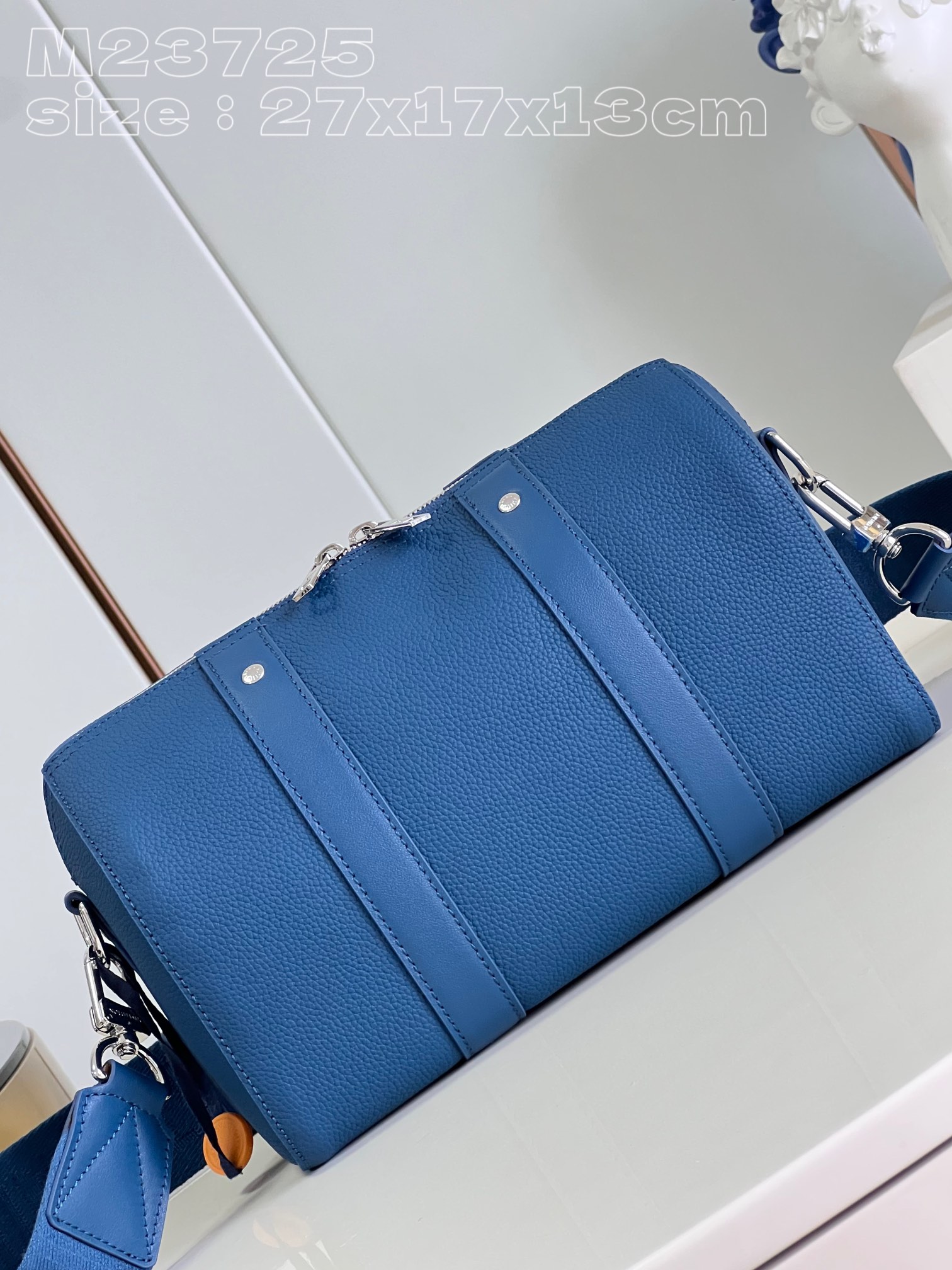 l**is V*t*n city keepall