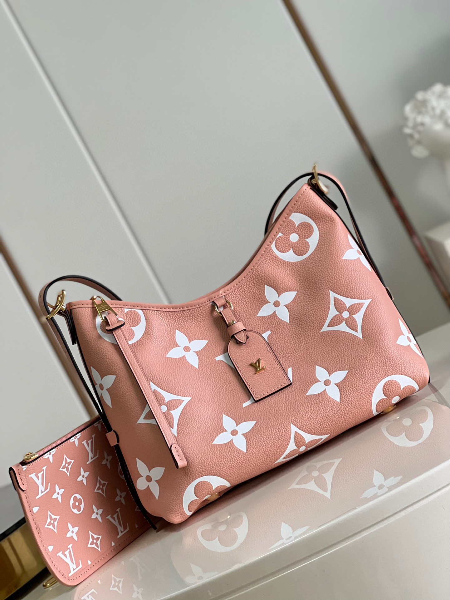 l**is V*t*n carryall pm bag