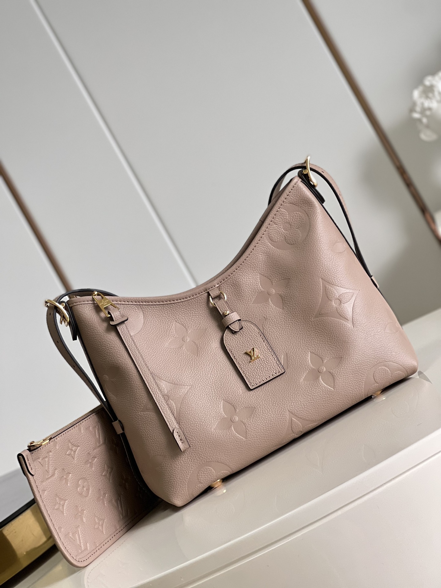 l**is V*t*n carryall pm bag