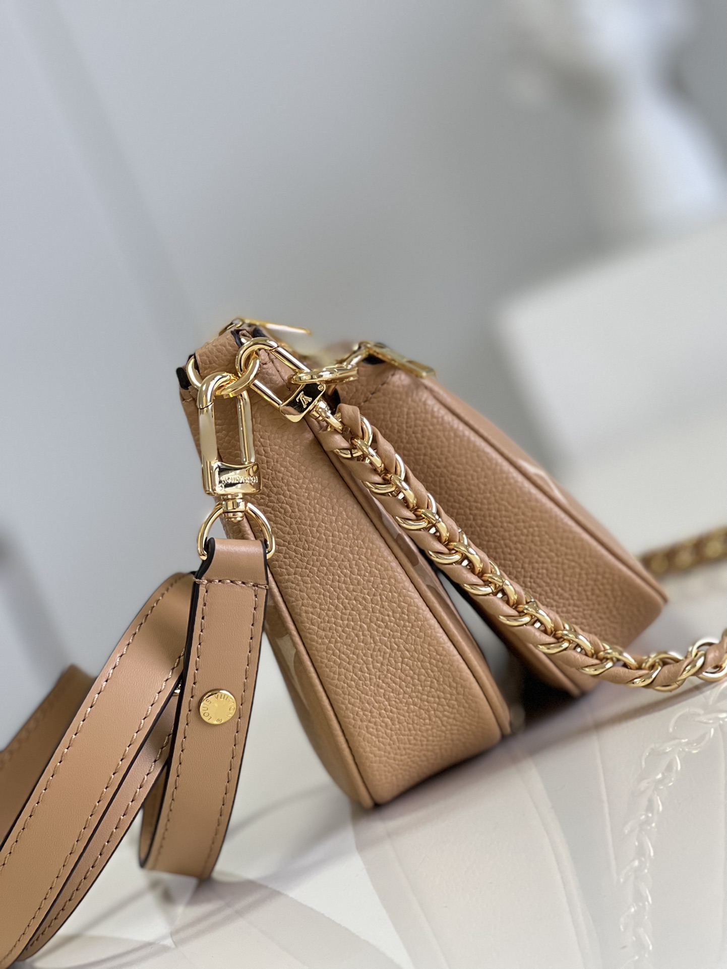 l**is V*t*n multi pochette accessoires