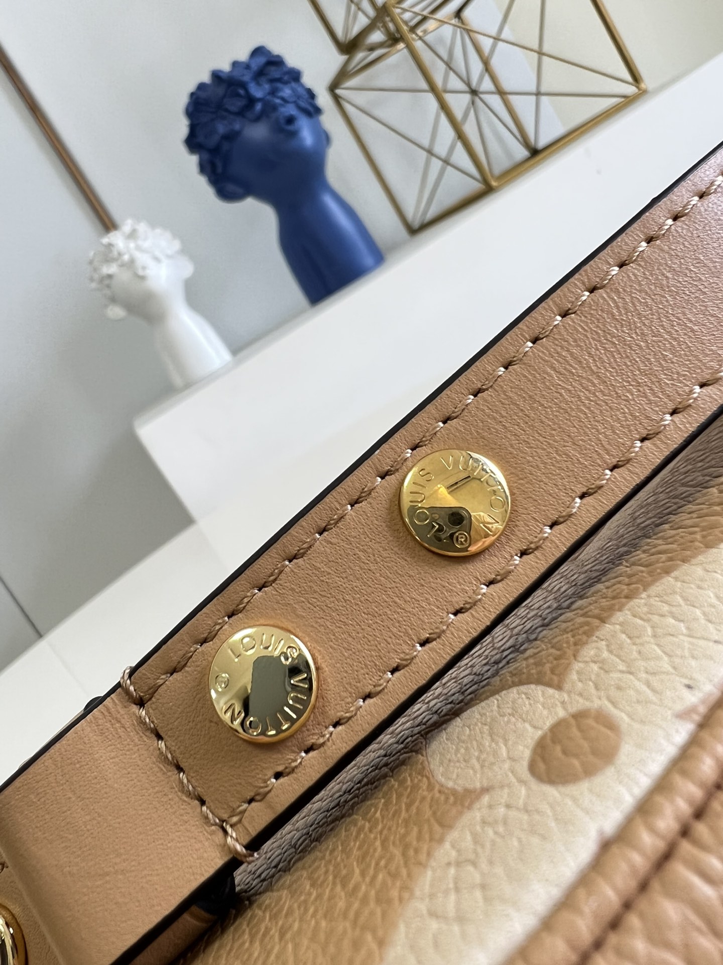 l**is V*t*n multi pochette accessoires