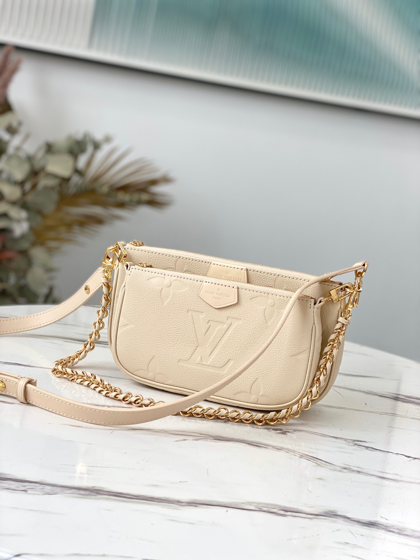 l**is V*t*n multi pochette accessoires