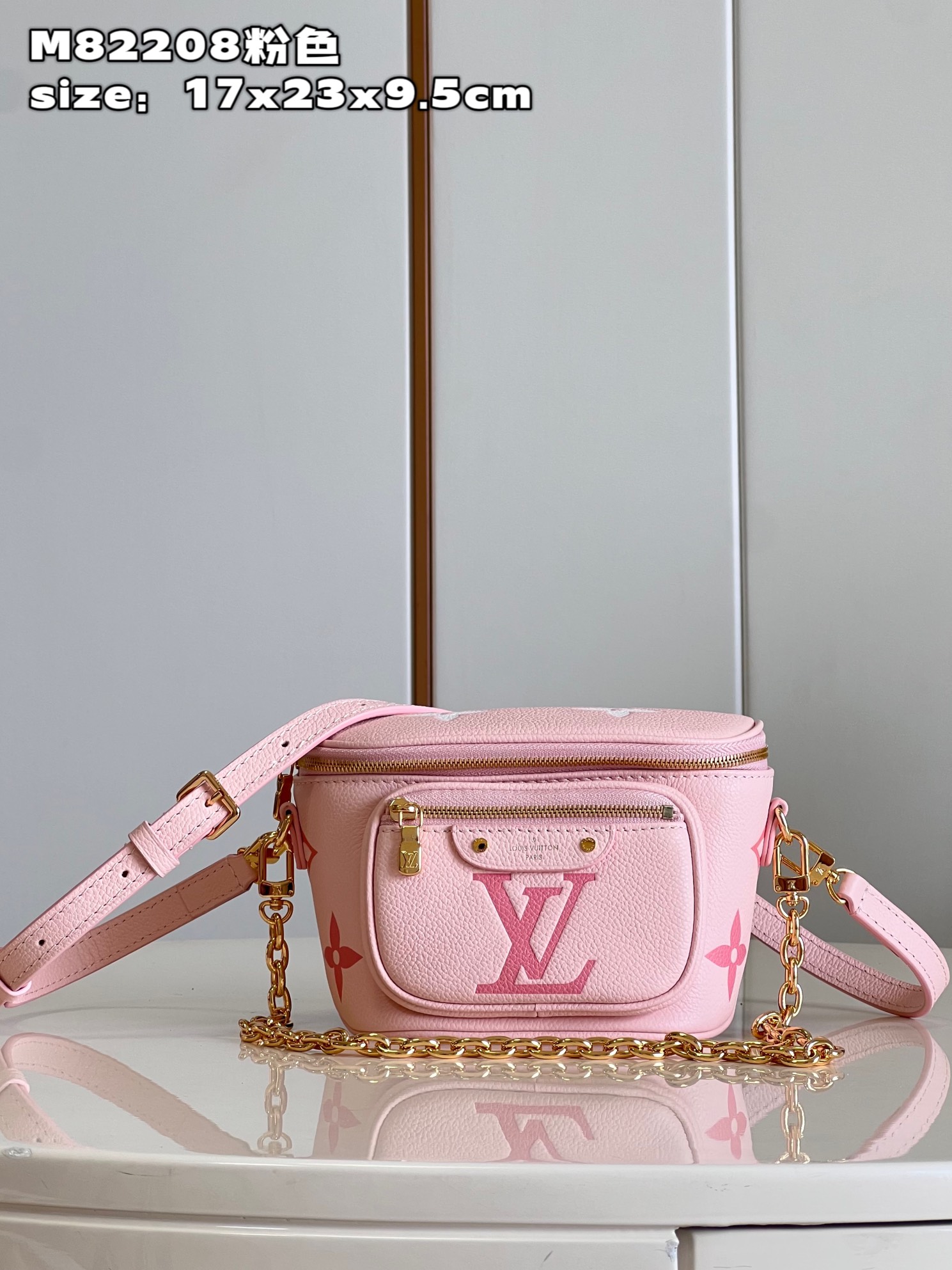 l**is V*t*n mini bumbag