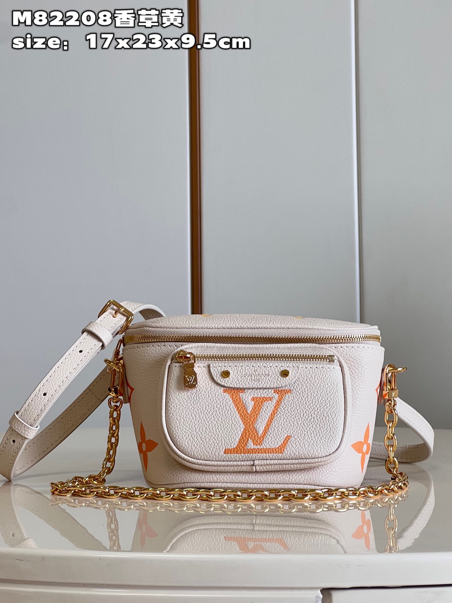 l**is V*t*n mini bumbag