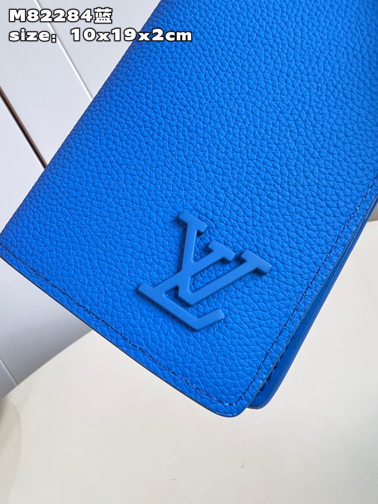 l**is V*t*n aerogram brazza wallet