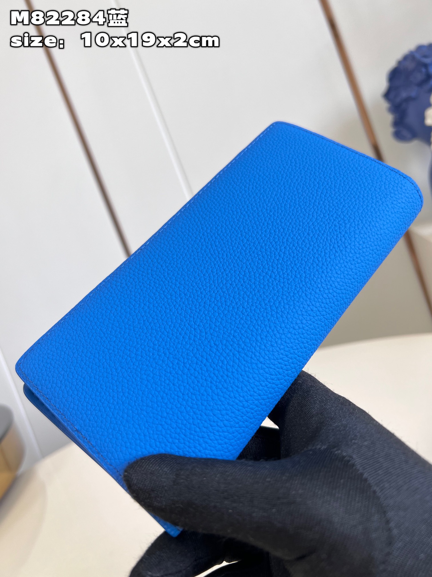l**is V*t*n aerogram brazza wallet