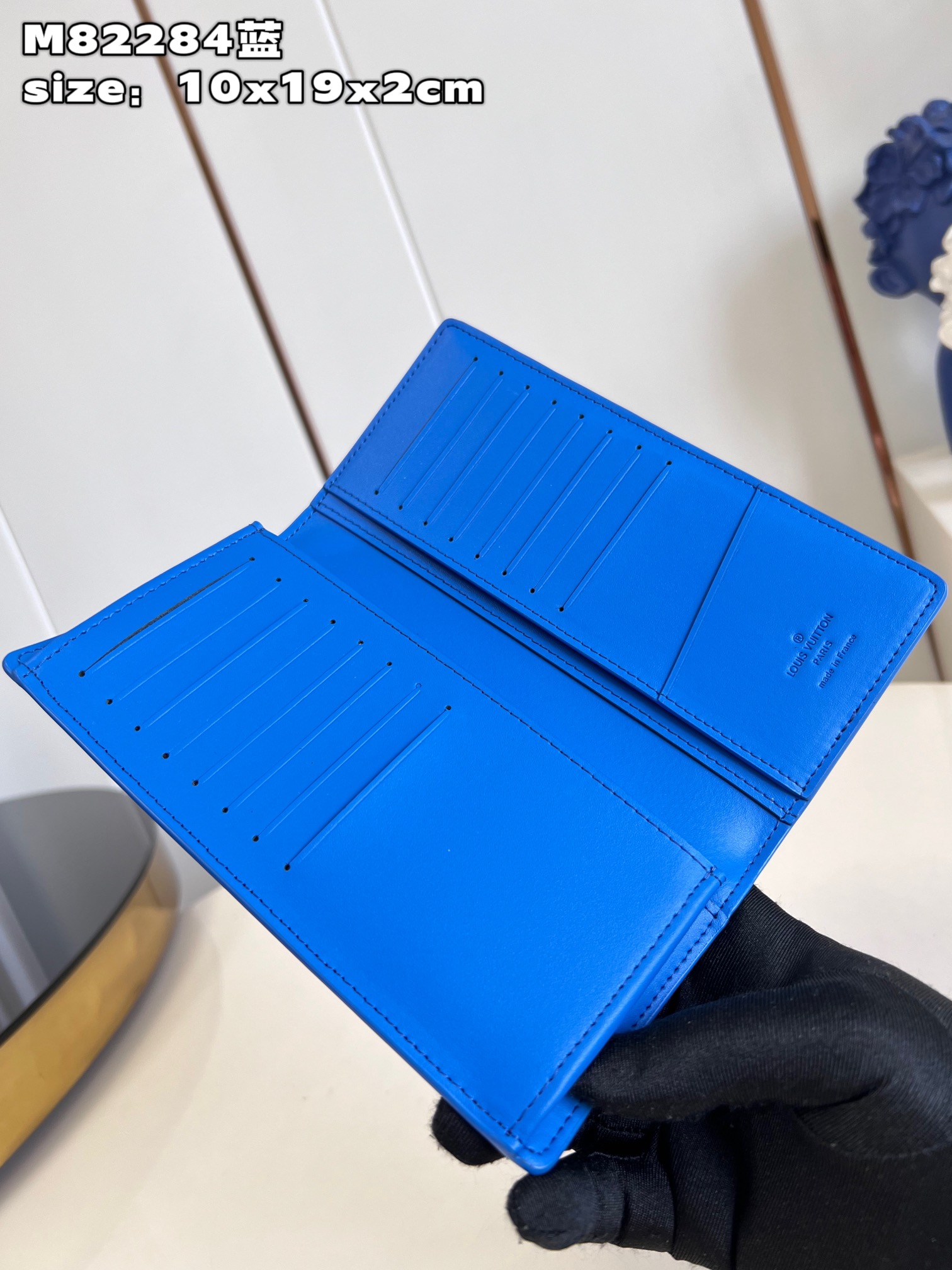 l**is V*t*n aerogram brazza wallet