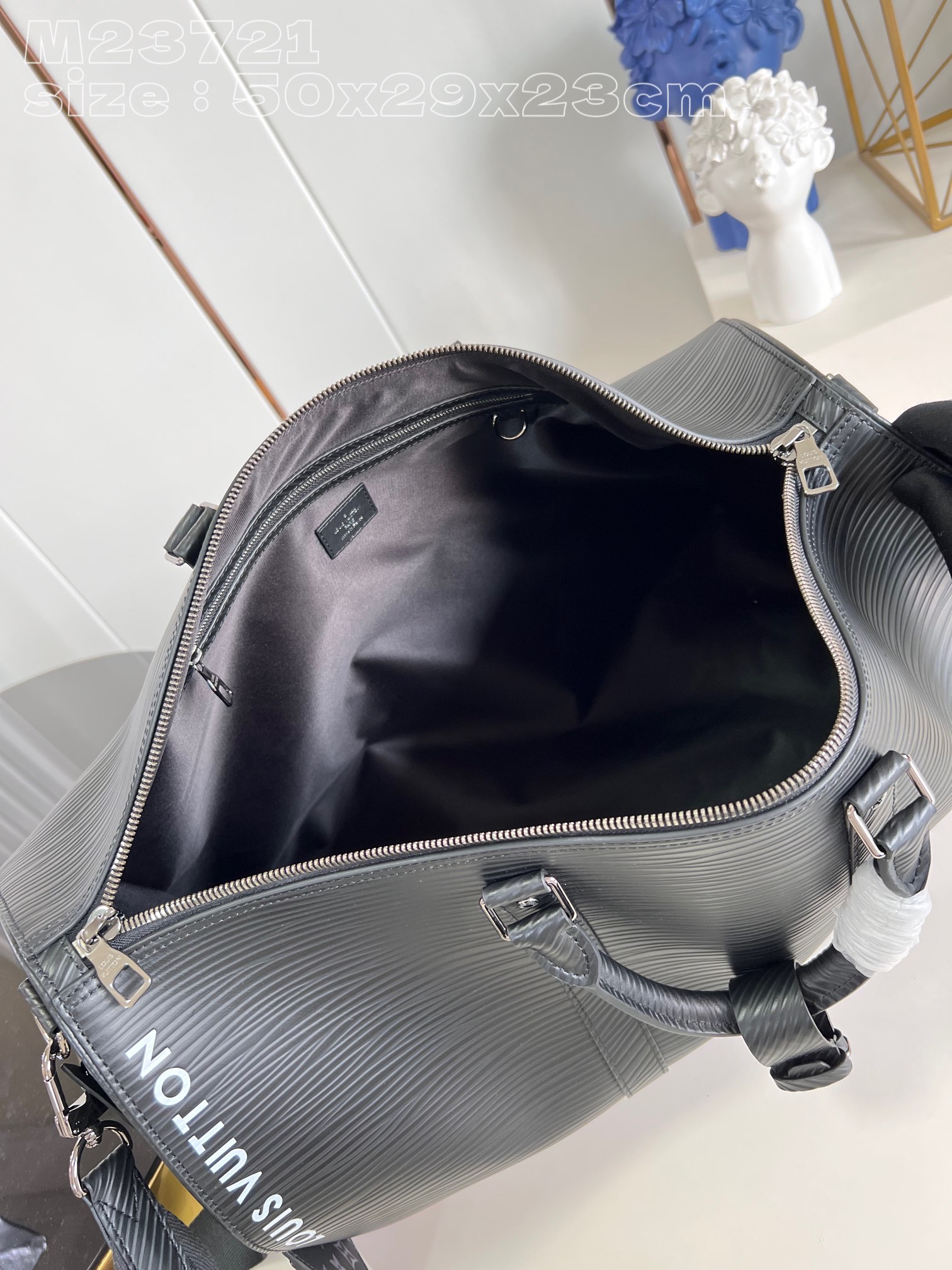 l**is V*t*n keepall bandoulière 50