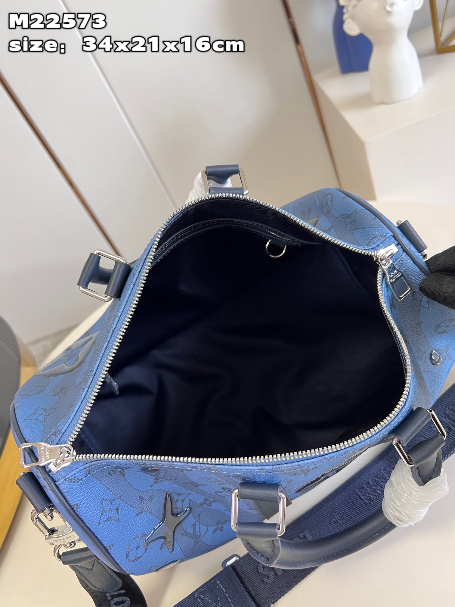 l**is V*t*n keepall bandoulière 35