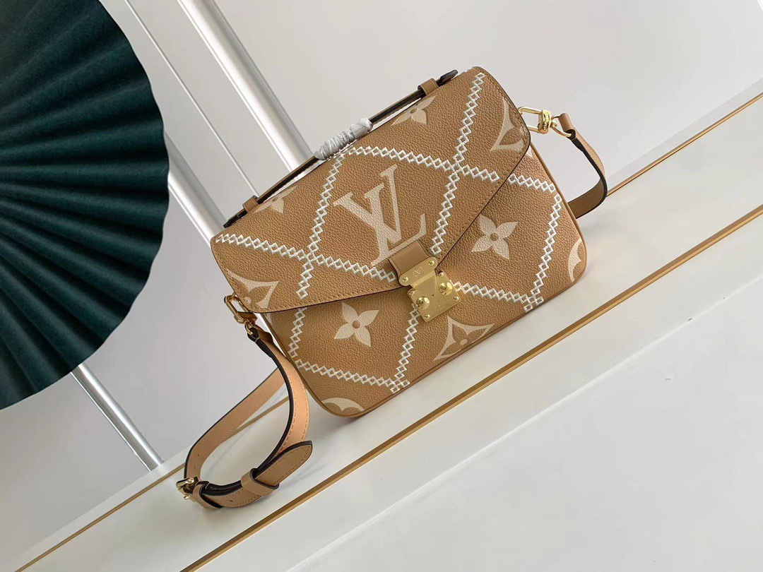 l**is V*t*n métis handbag
