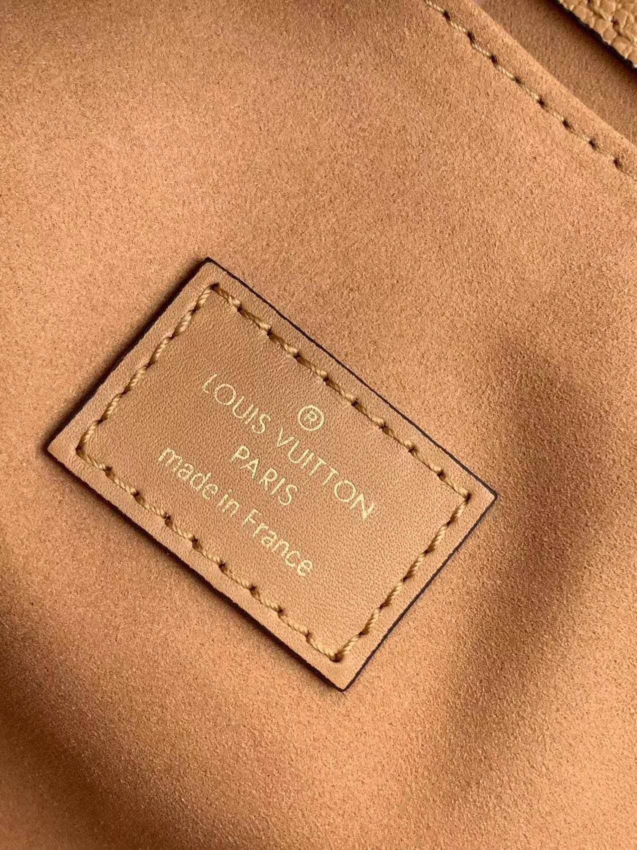 l**is V*t*n métis handbag