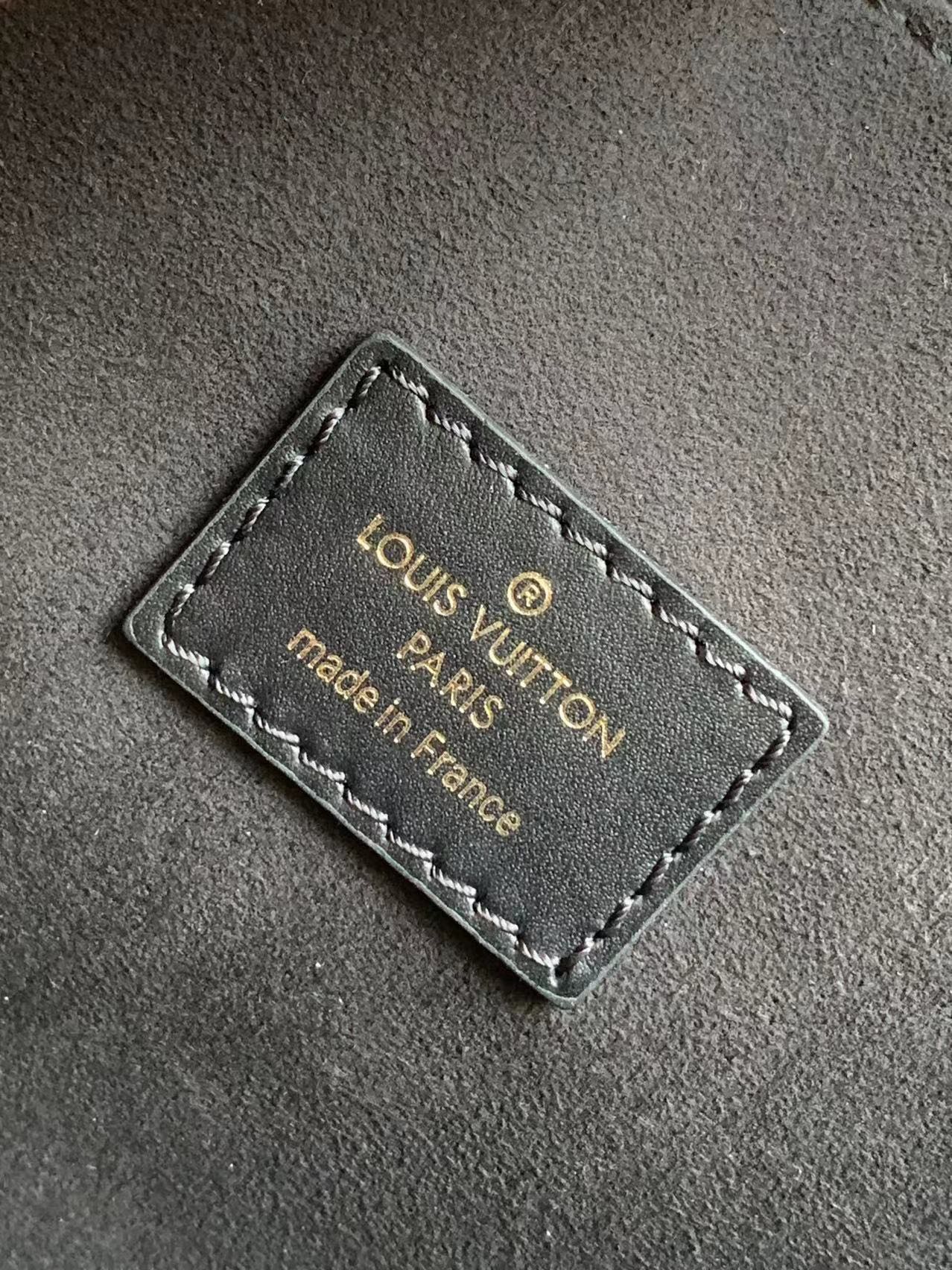 l**is V*t*n métis handbag