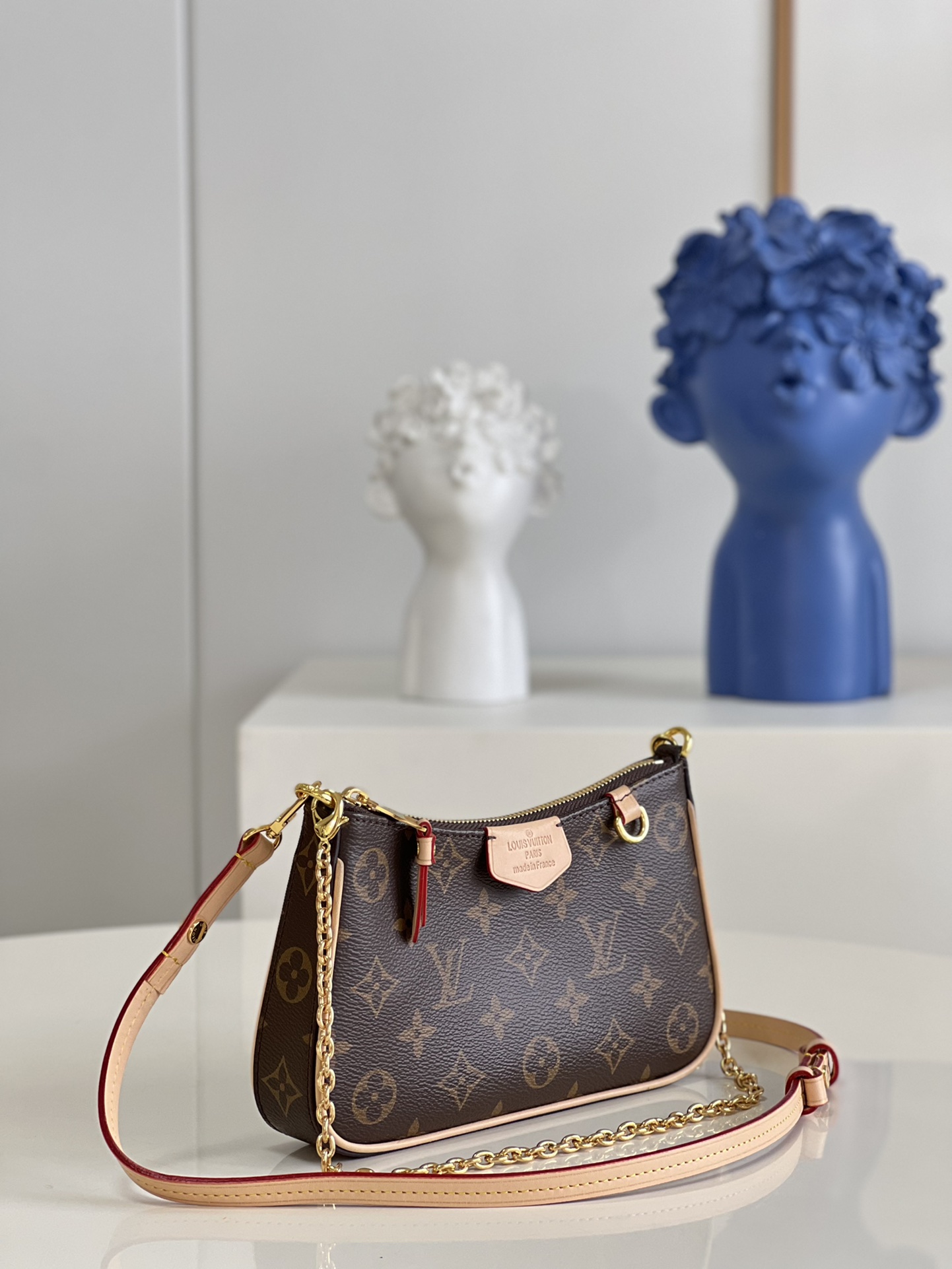 l**is V*t*n  easy pouch on strap handbag