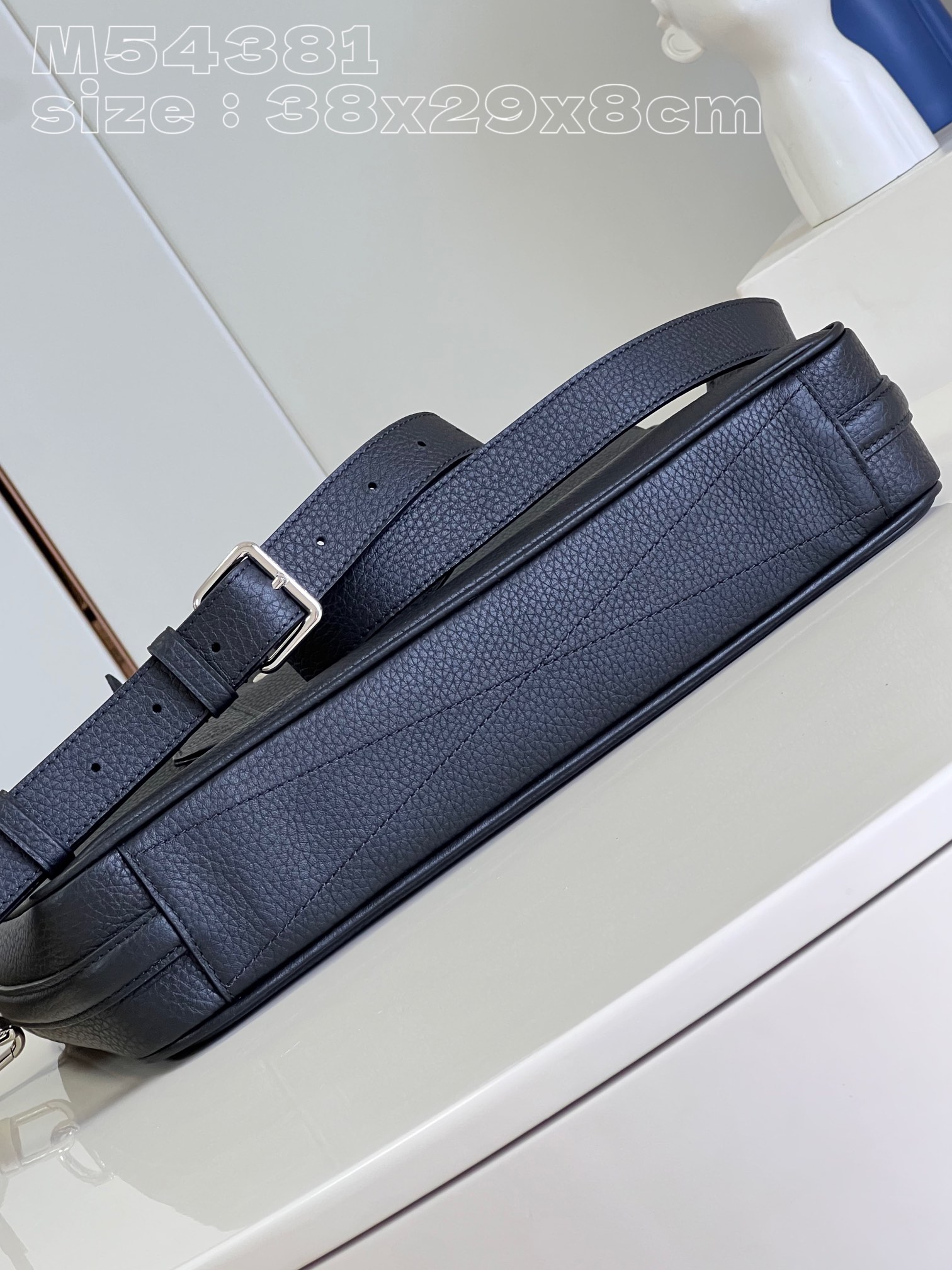 l**is V*t*n armand briefcase