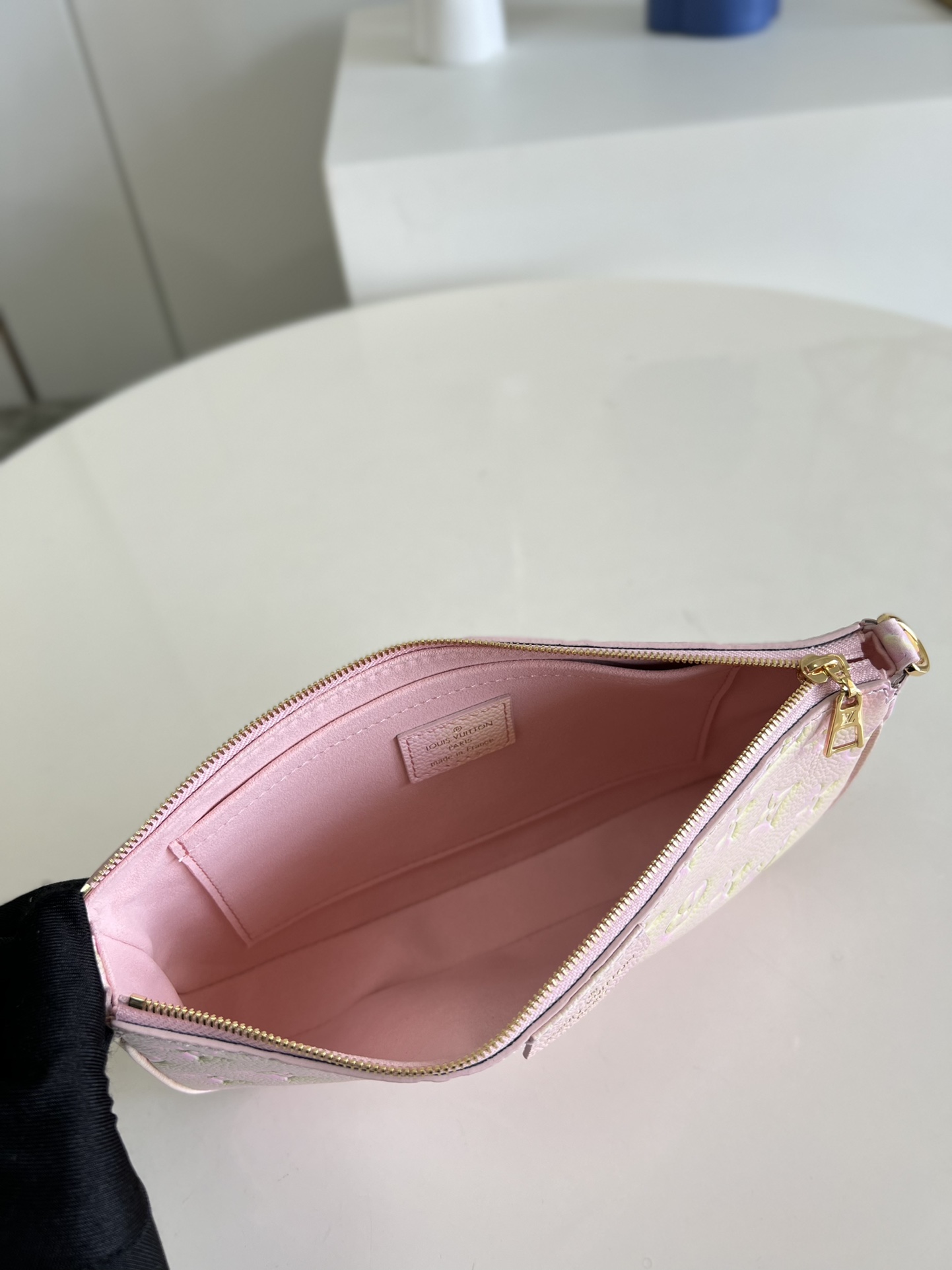 l**is V*t*n multi pochette accessories