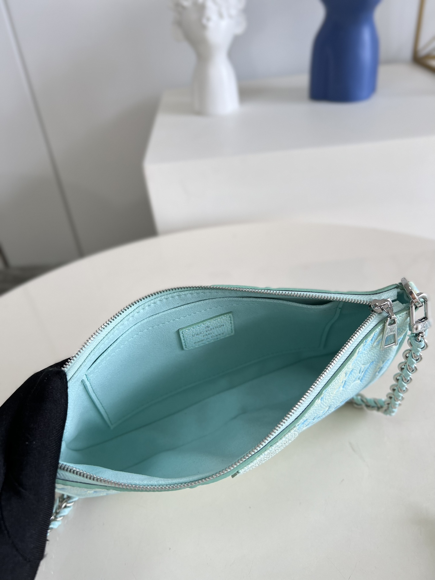 l**is V*t*n  multi pochette accessories