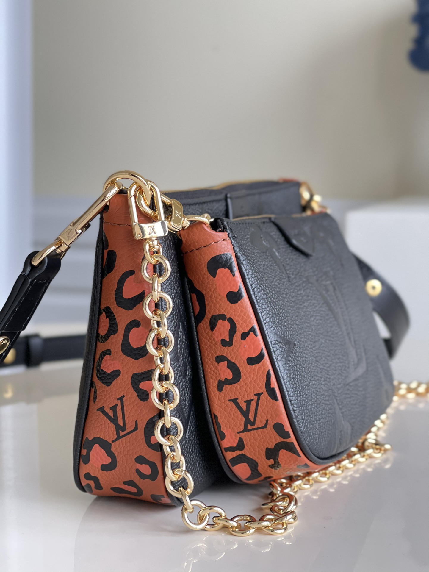 l**is V*t*n multi pochette accessories