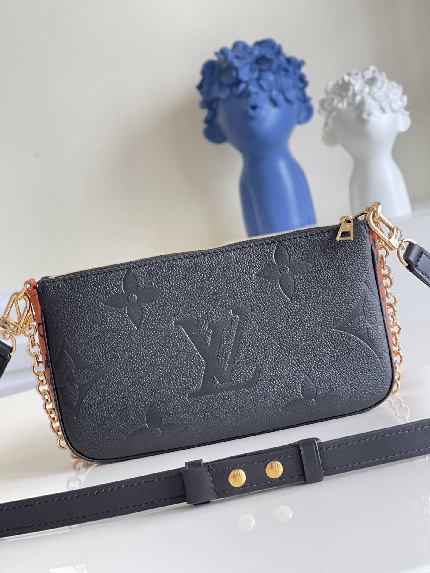 l**is V*t*n multi pochette accessories