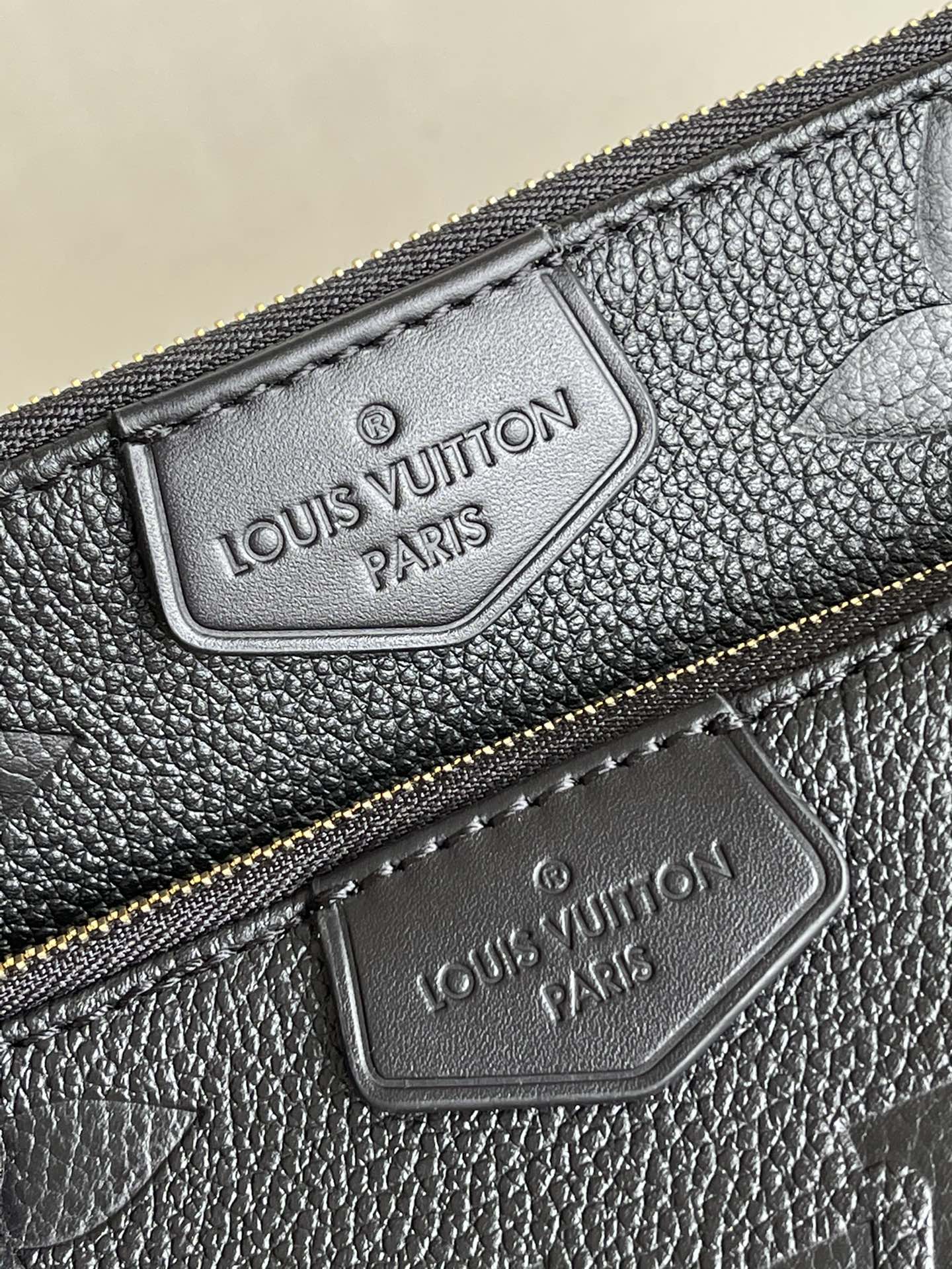 l**is V*t*n multi pochette accessories