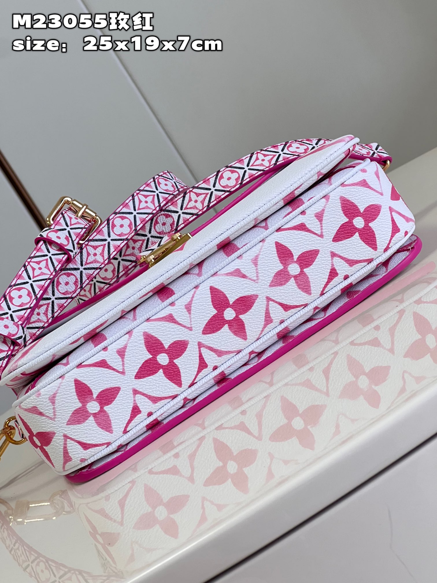 l**is V*t*n pochette métis mm