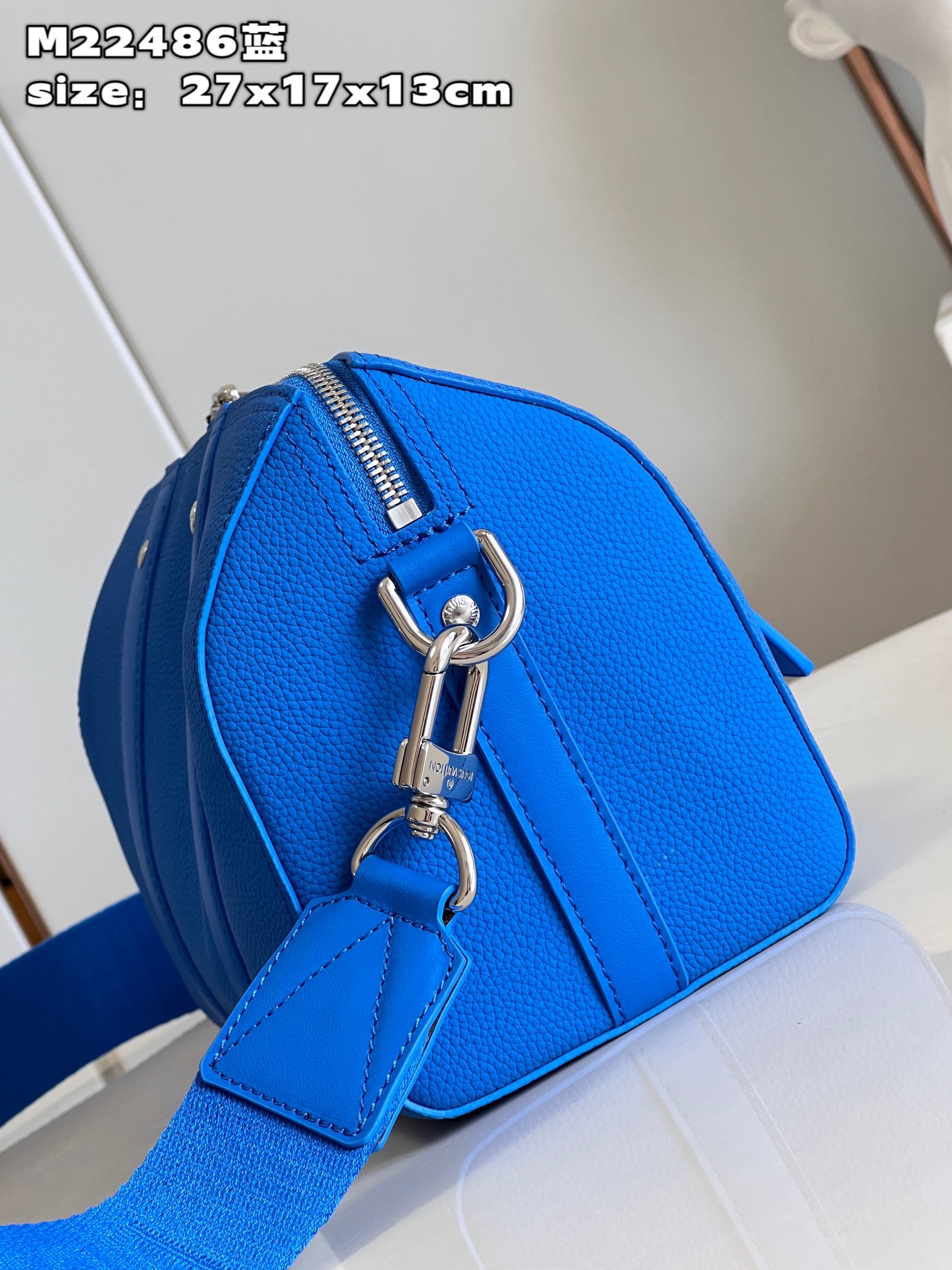 l**is V*t*n city keepall