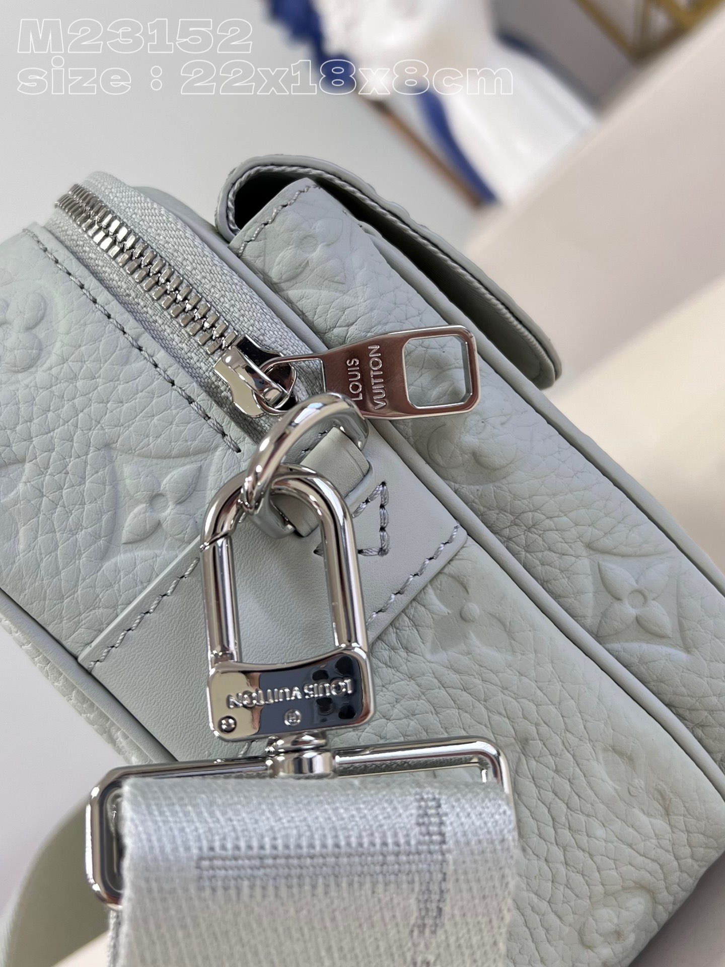 l**is V*t*n s-lock messenger