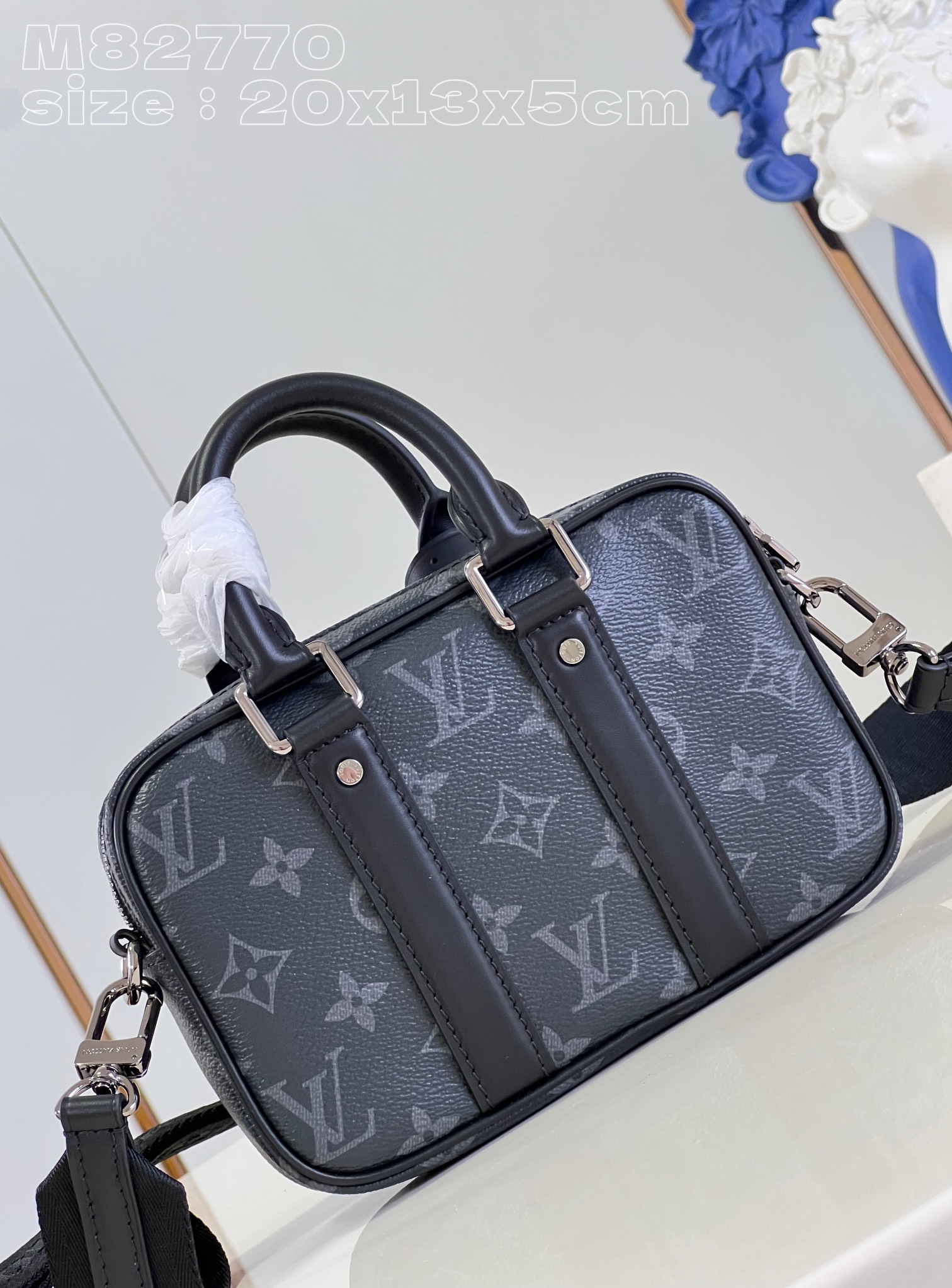 l**is V*t*n nano porte documents voyage